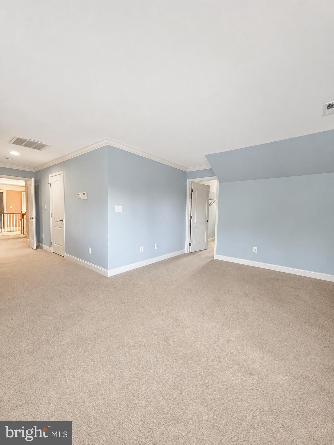 LOUDOUN VALLEY ESTATES 2 - Residential