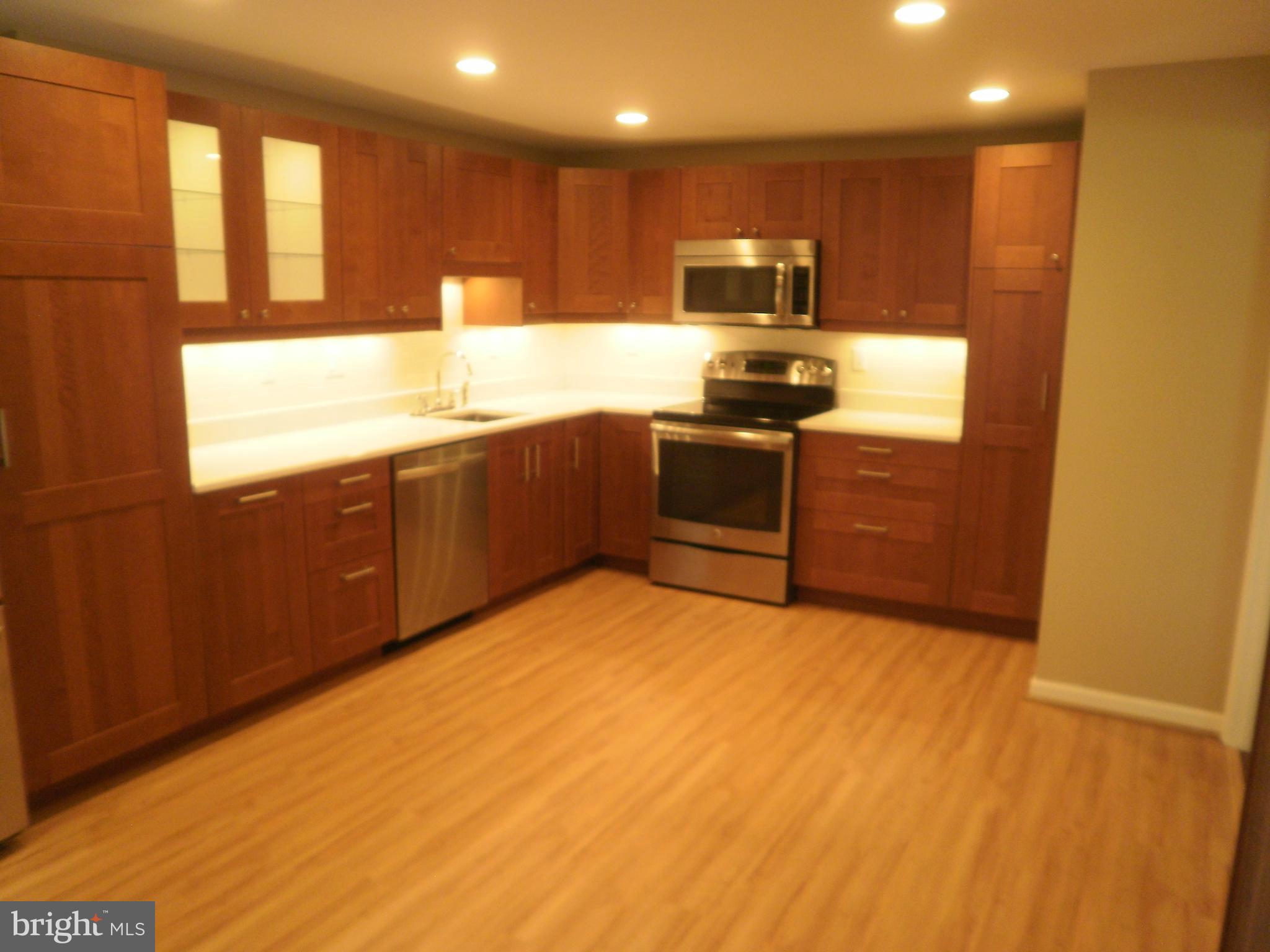 STEDWICK TOWNHOUSES - Residential Lease
