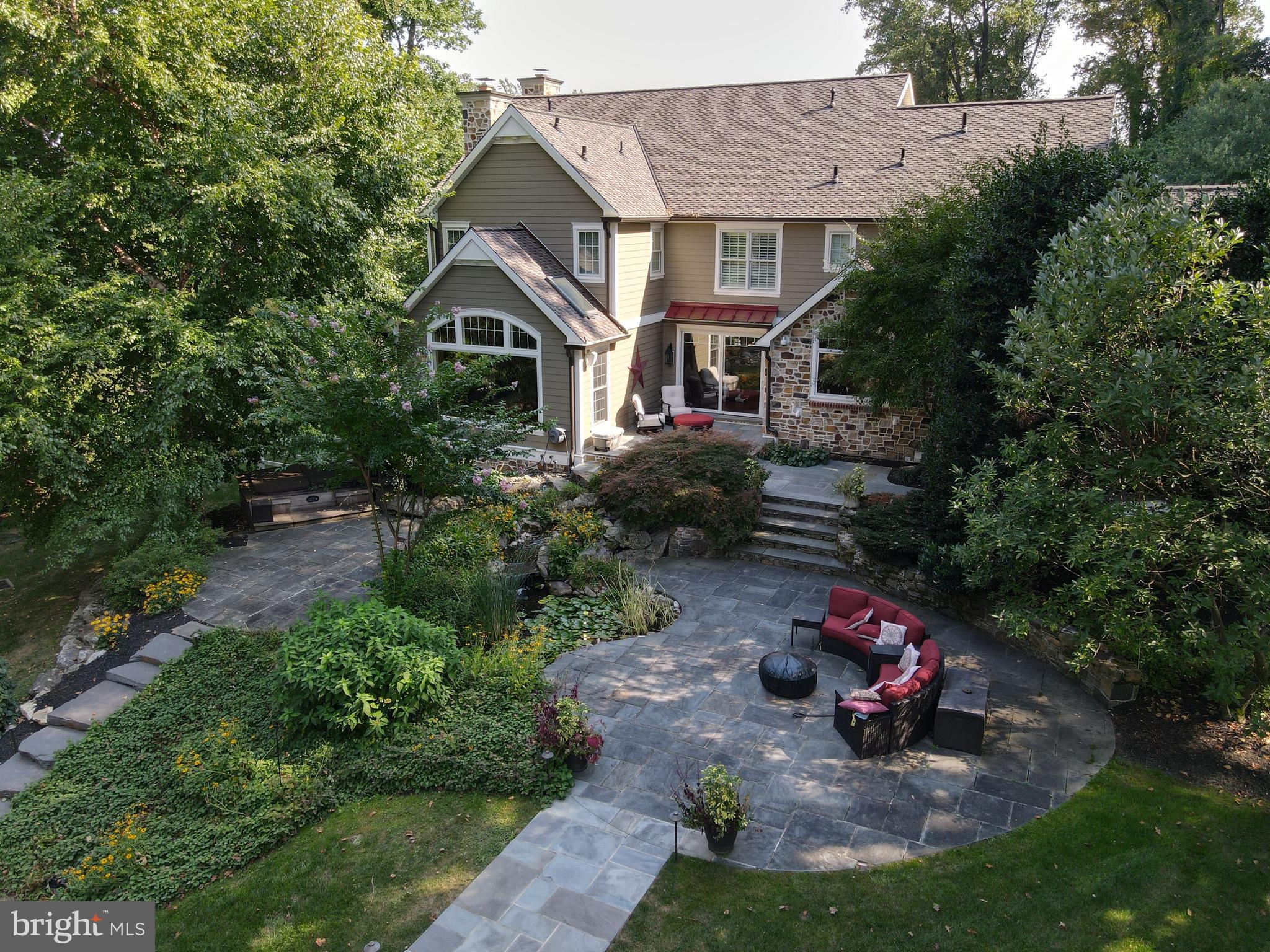WHITEHORSE MEADOWS - Residential