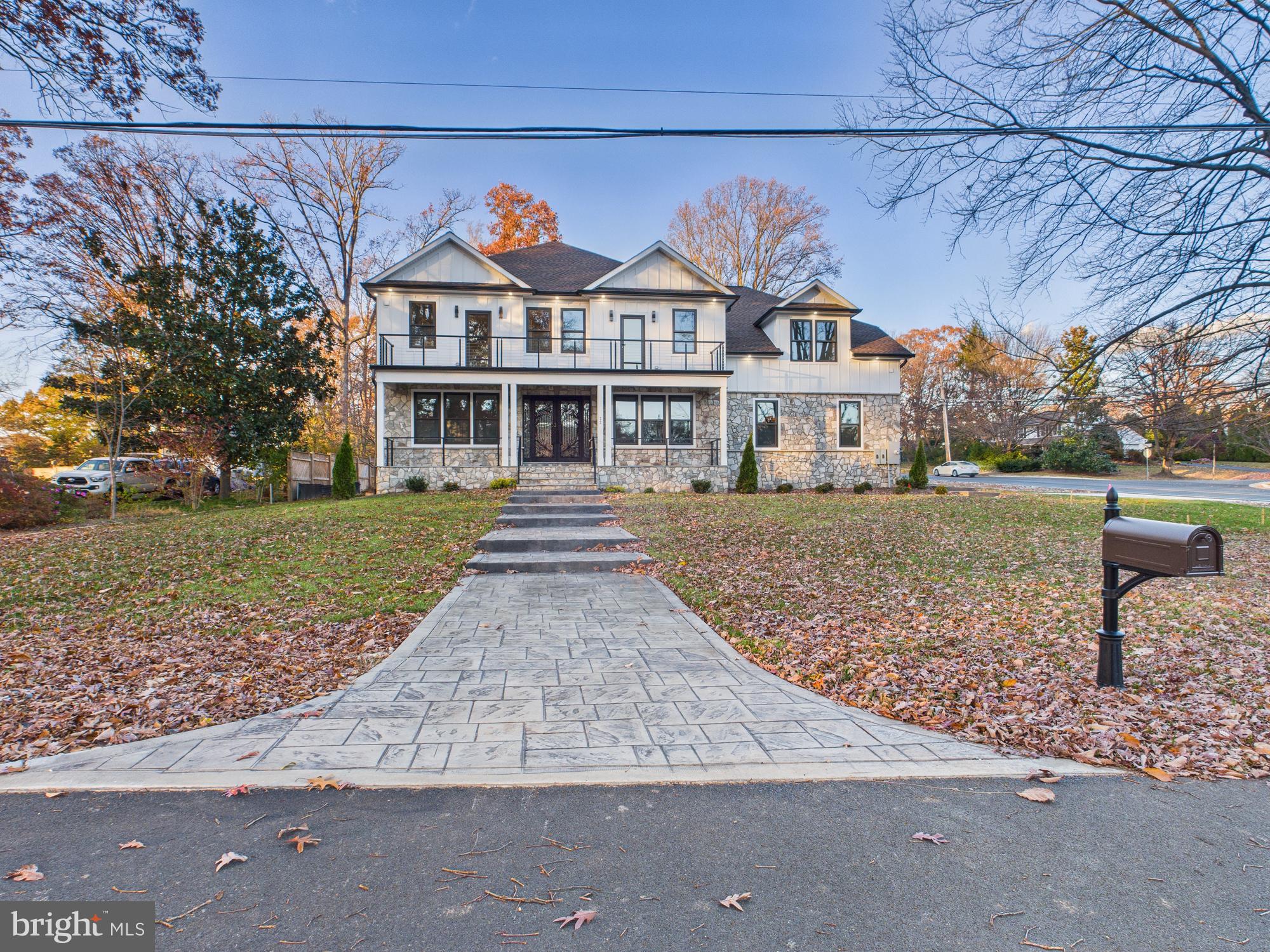 FAIR OAKS - Residential