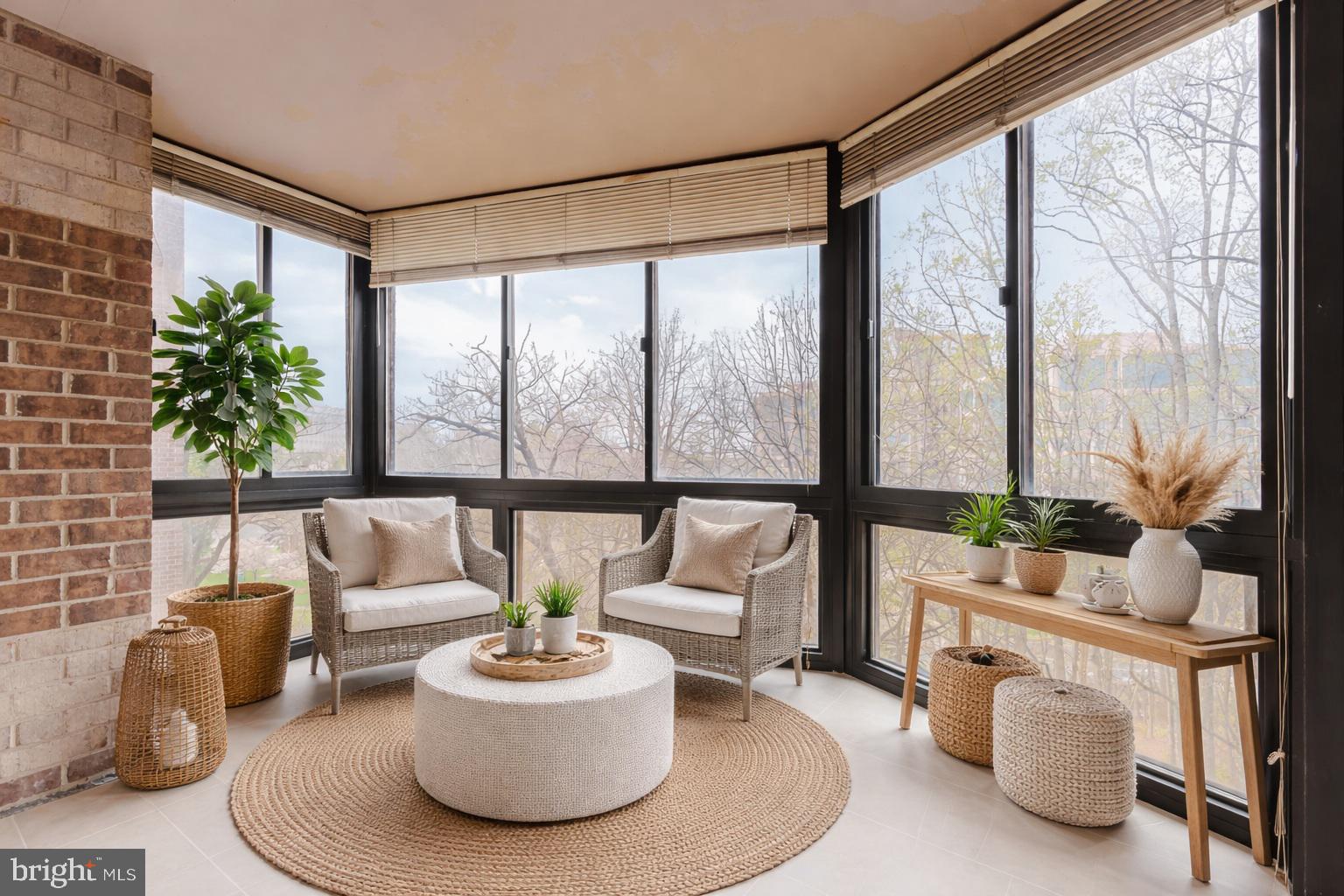 ROTONDA - Residential