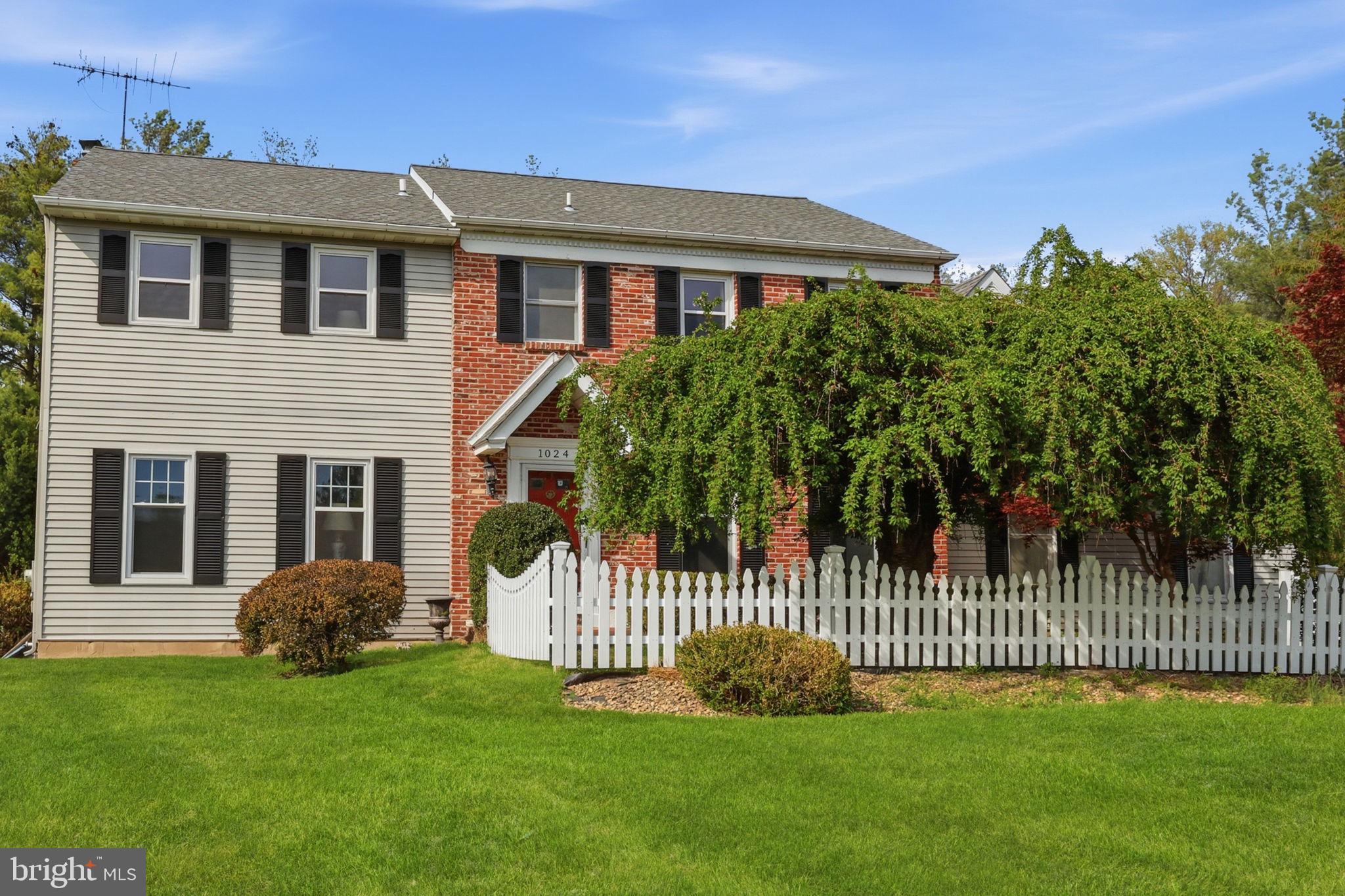 MIRROR LAKE FARMS - Residential