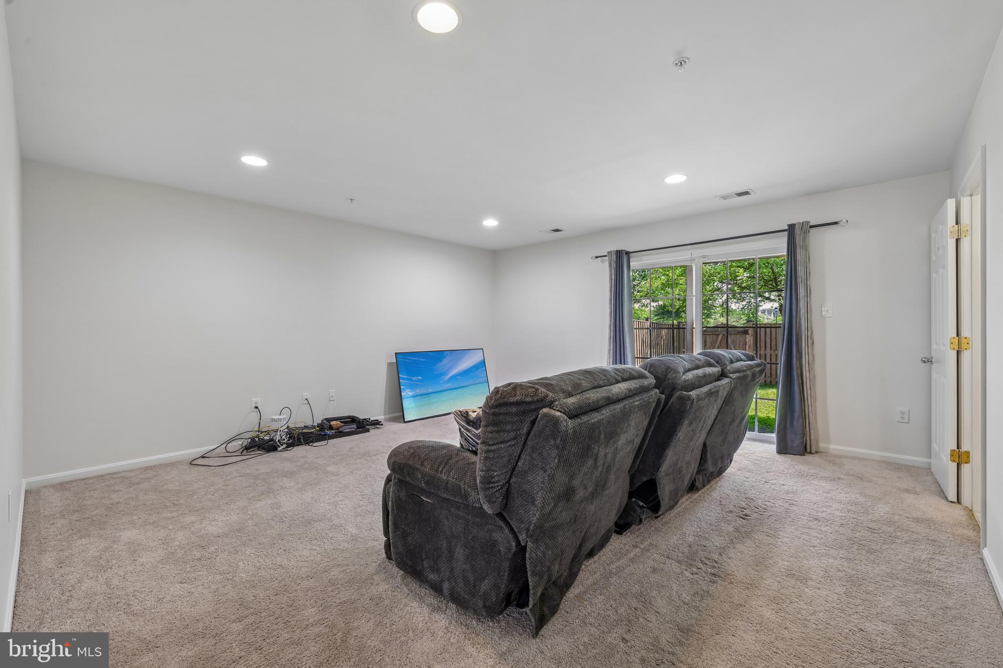 PINEY ORCHARD - Residential