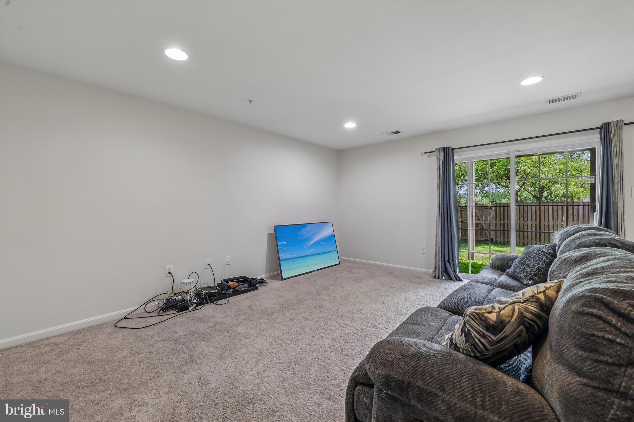 PINEY ORCHARD - Residential