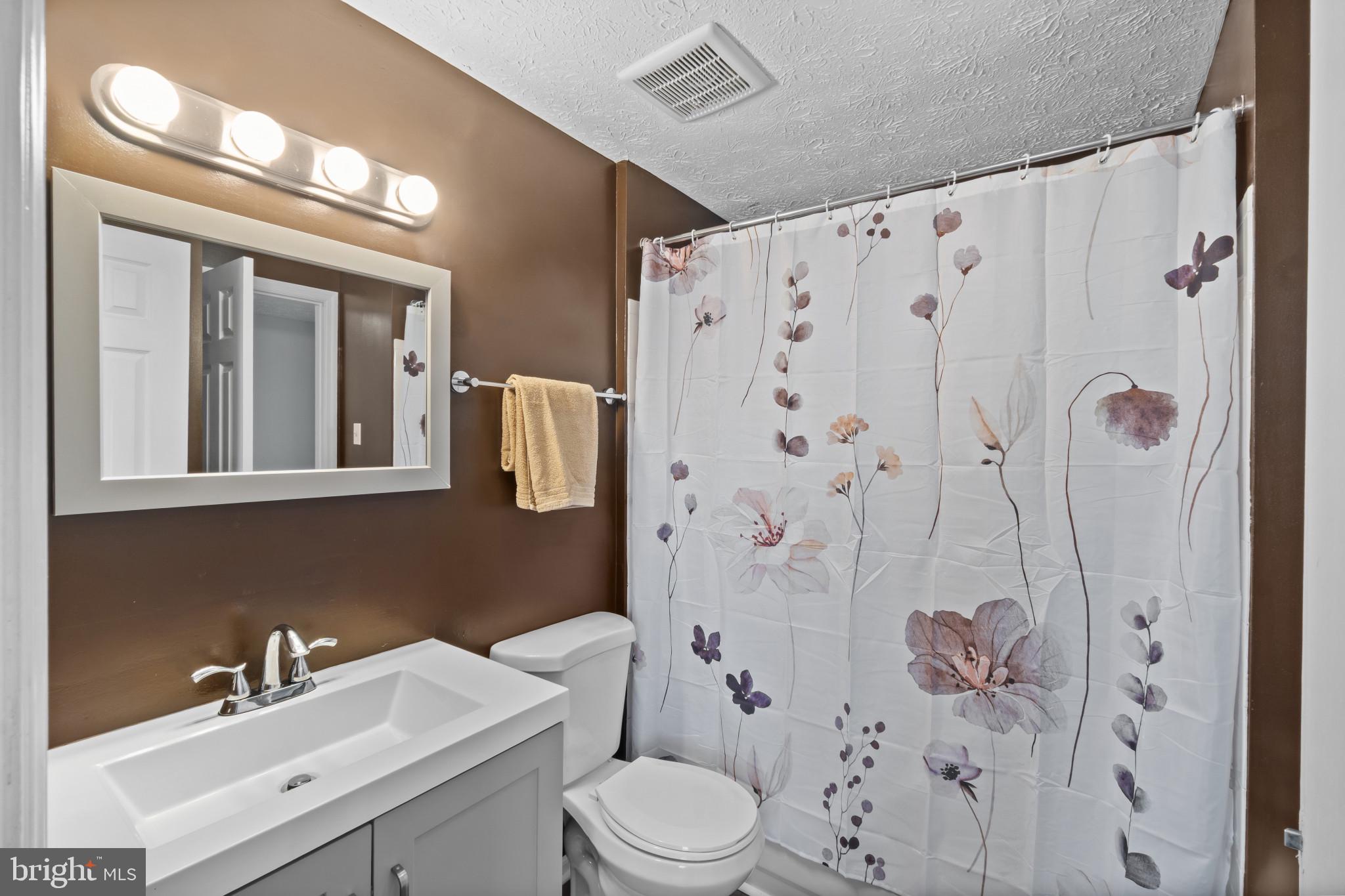 RIDGELY CHOICE - Residential
