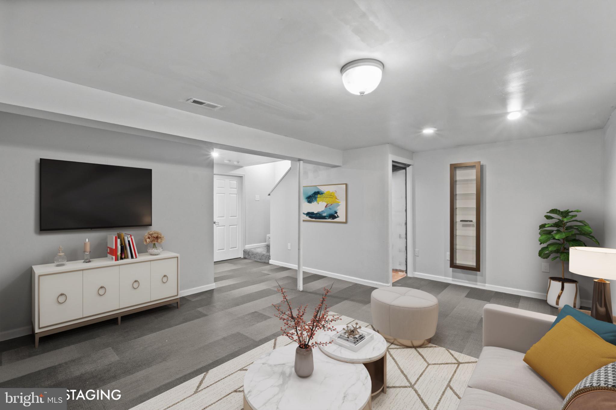 RIDGELY CHOICE - Residential