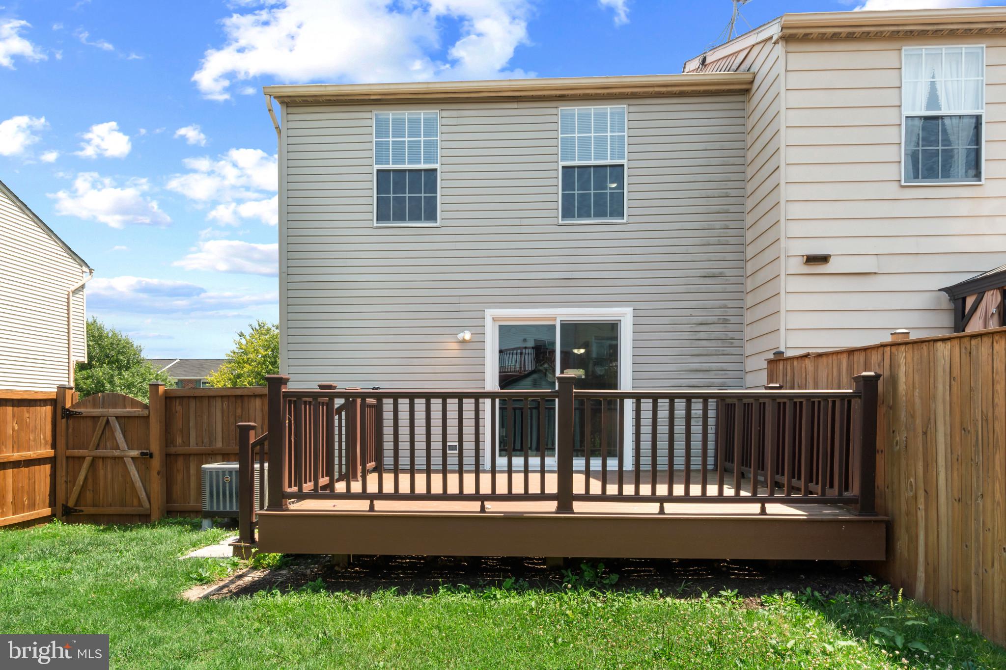 RIDGELY CHOICE - Residential