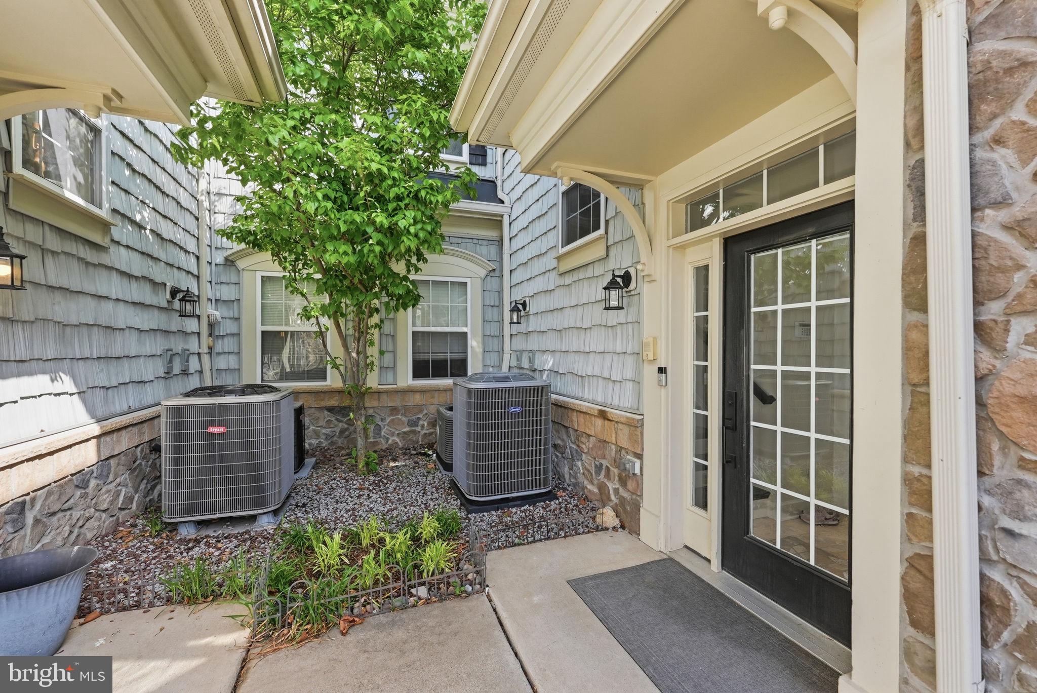 BELMONT BAY - Residential