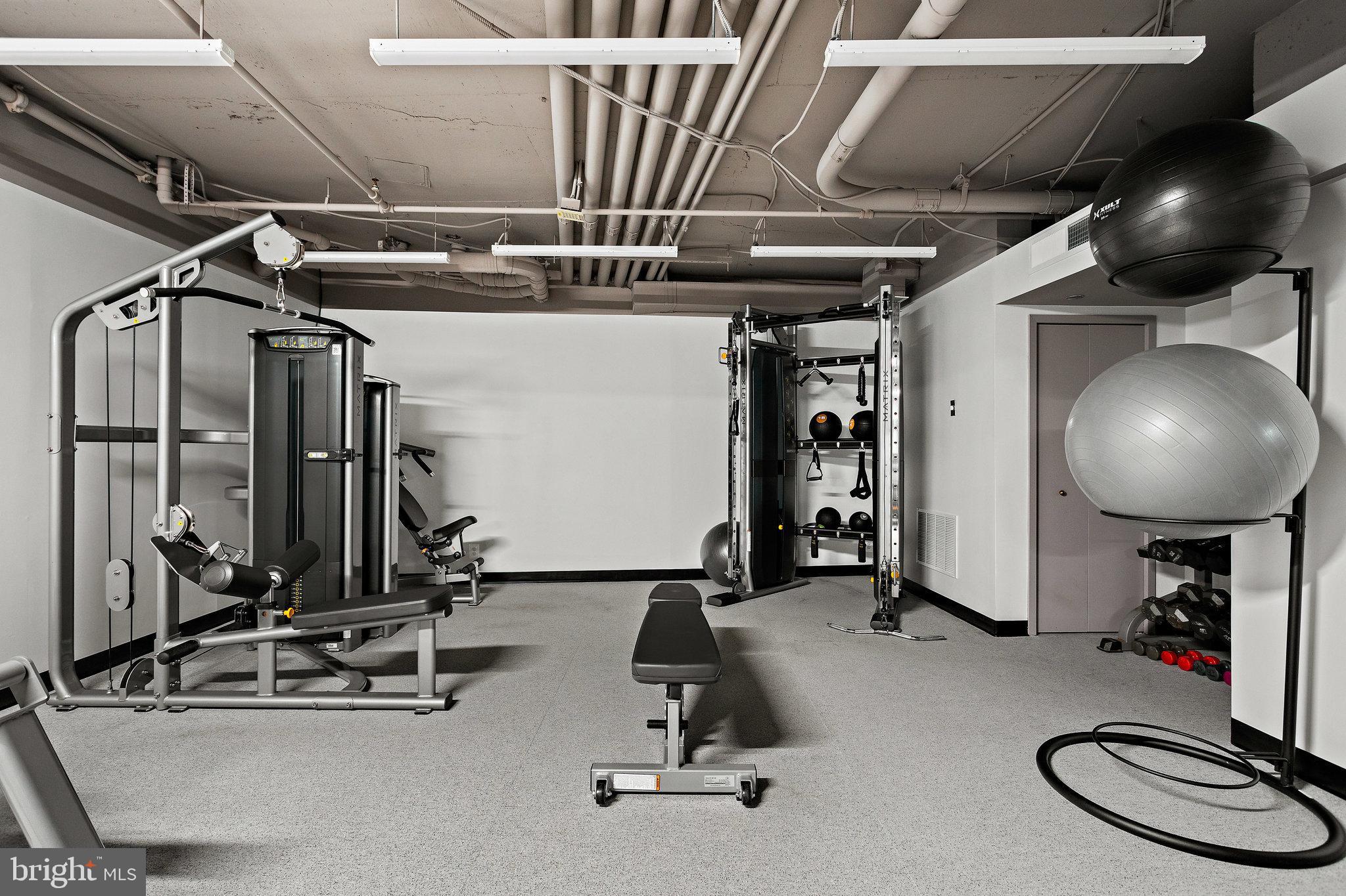 CRYSTAL PARK - Residential Lease