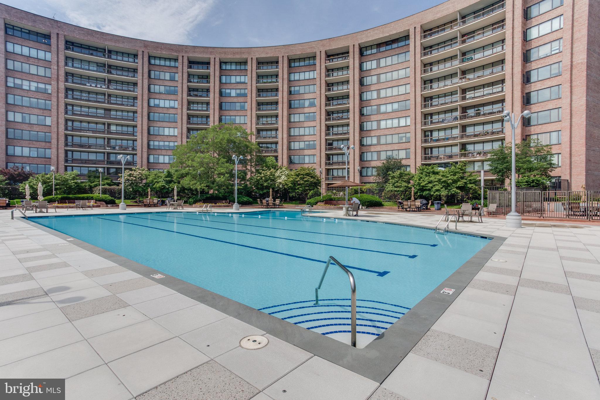 CRYSTAL PARK - Residential Lease