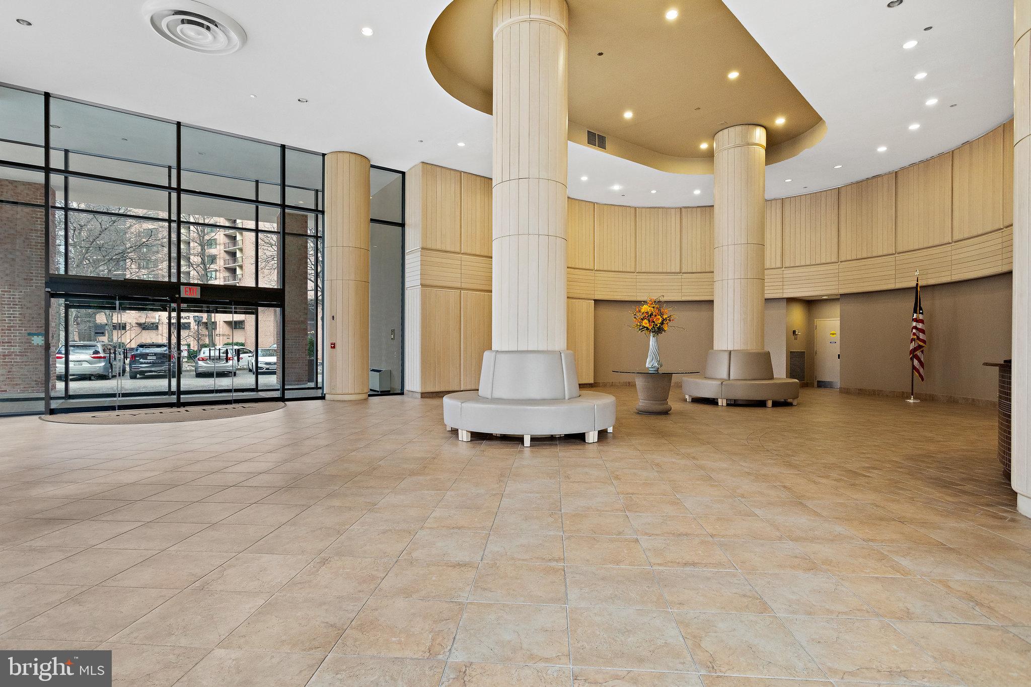CRYSTAL PARK - Residential Lease