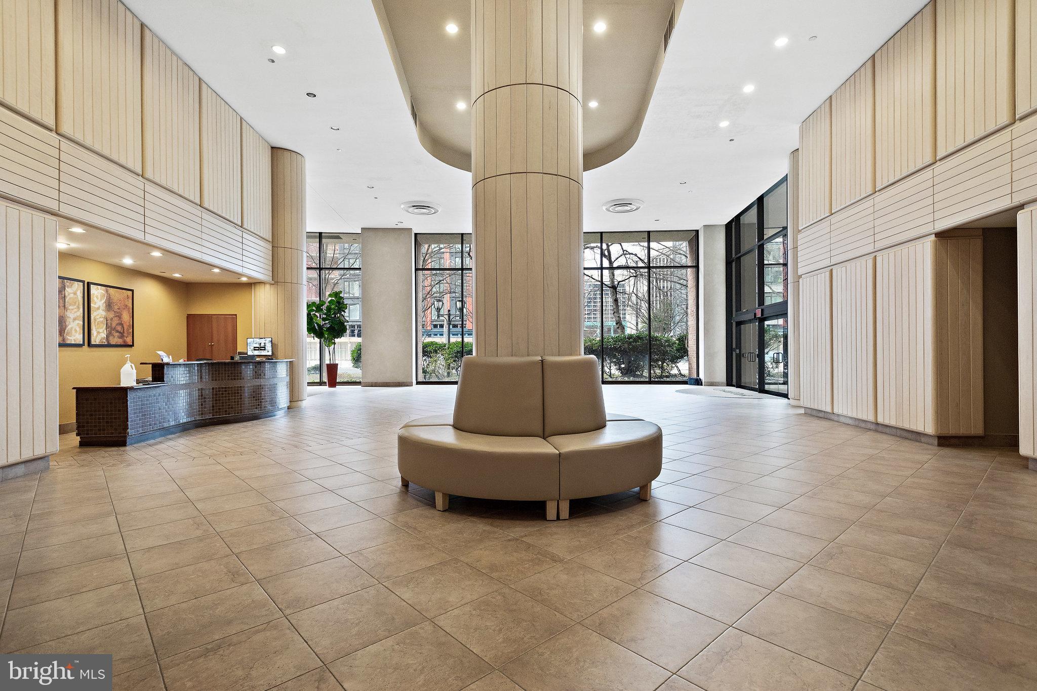 CRYSTAL PARK - Residential Lease