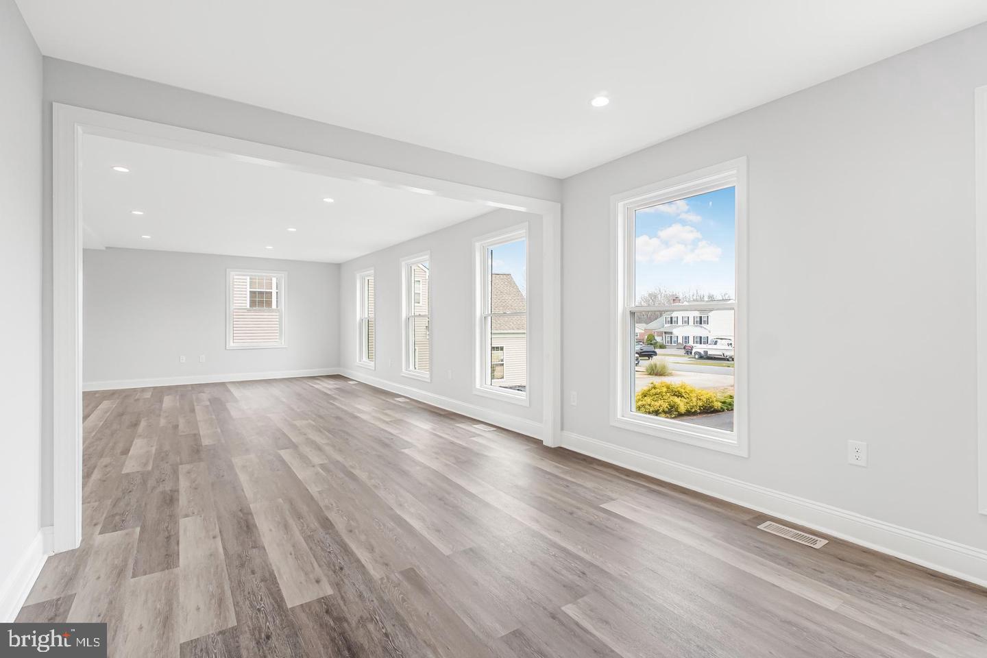AQUIA HARBOUR - Residential