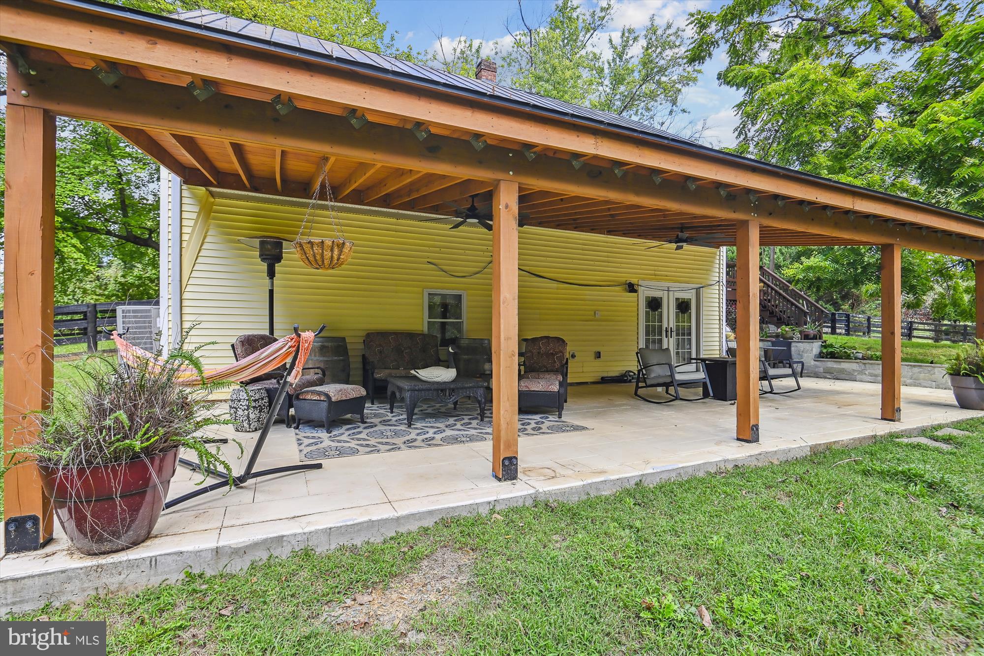 GREEN HILL FARM - Residential