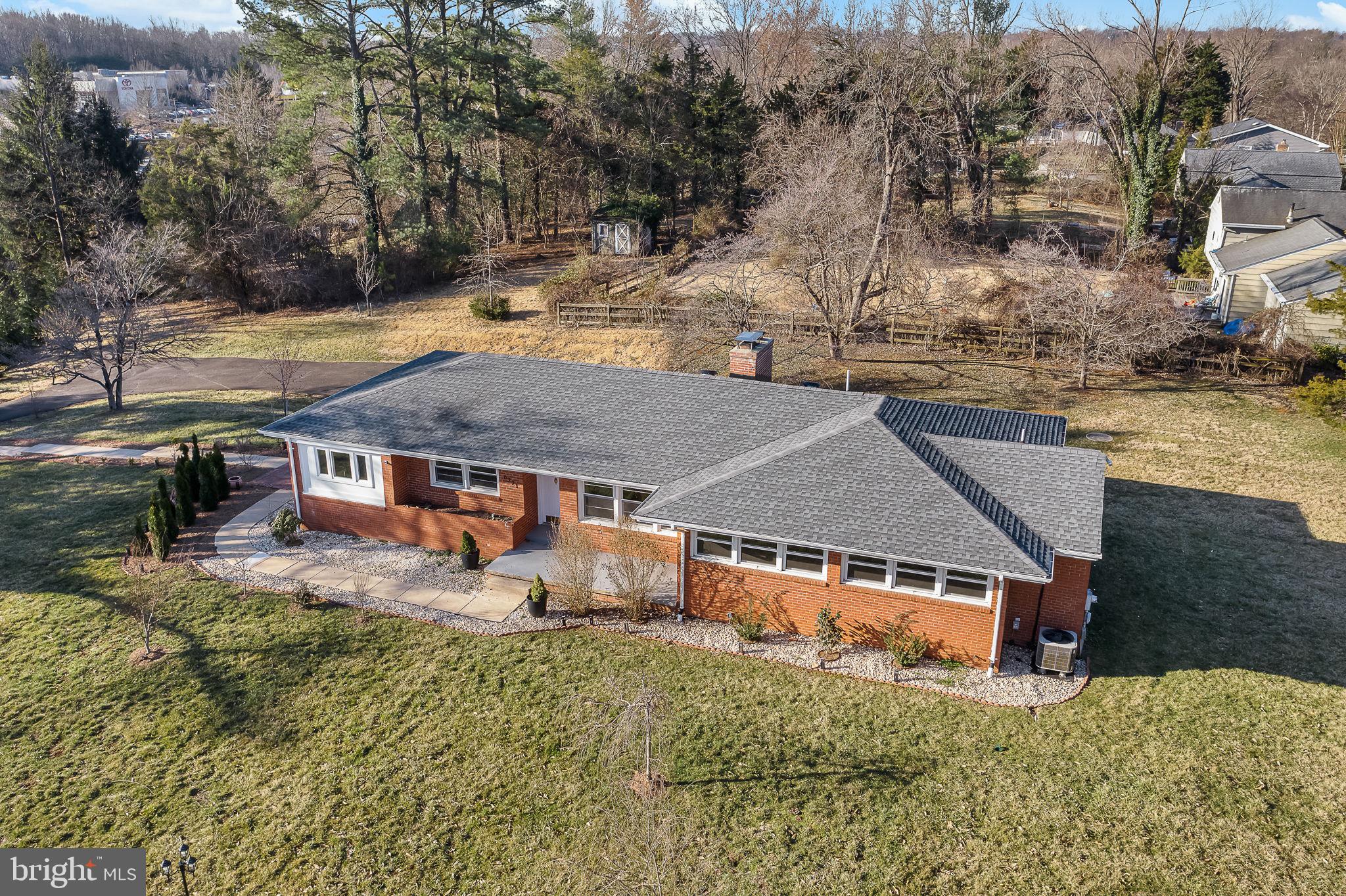 WARRENTON LAKES - Residential