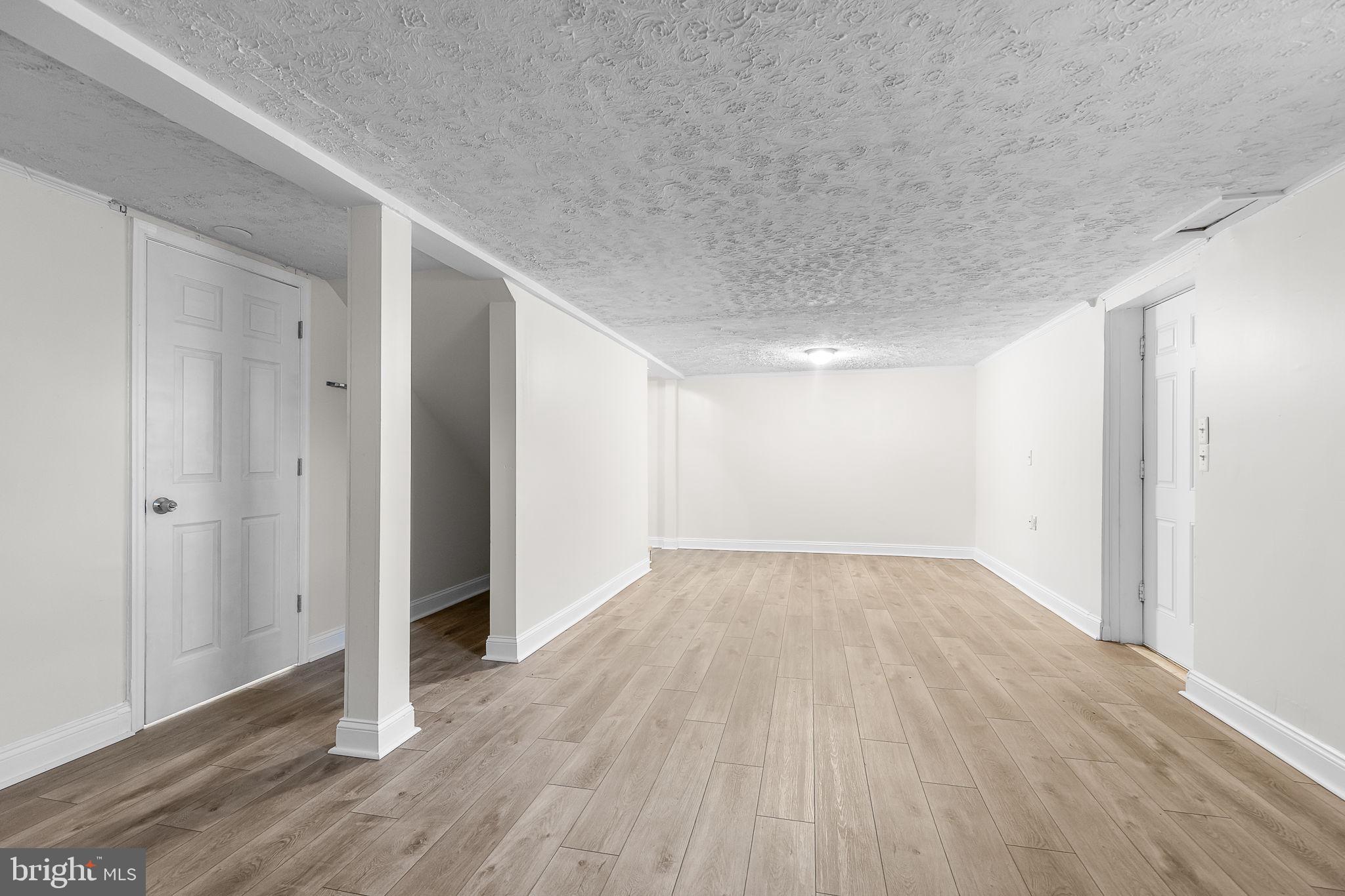WARRENTON LAKES - Residential