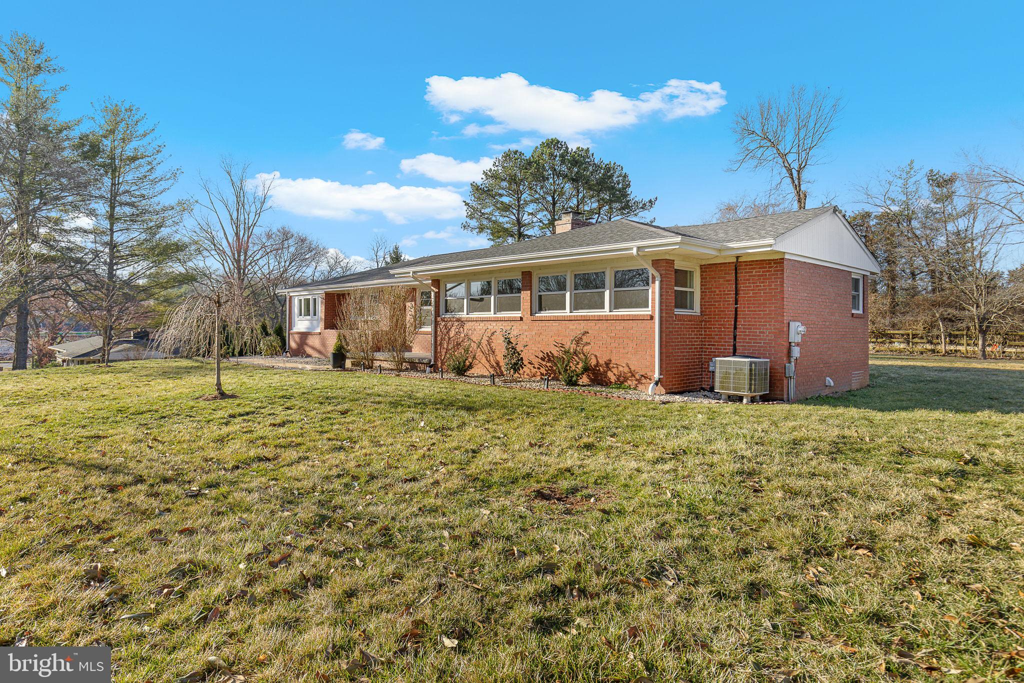 WARRENTON LAKES - Residential