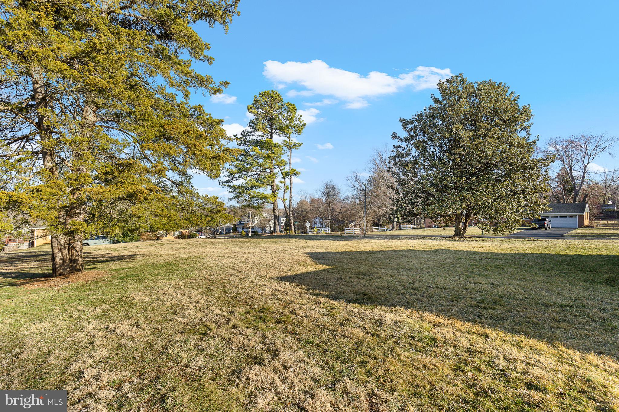 WARRENTON LAKES - Residential