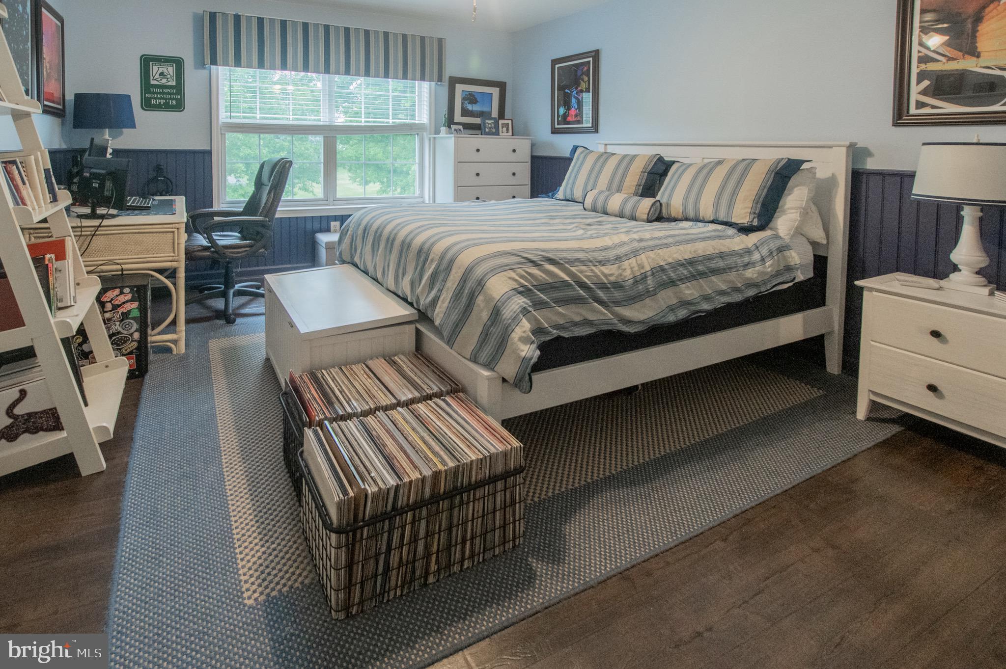 MEADOW RUN - Residential