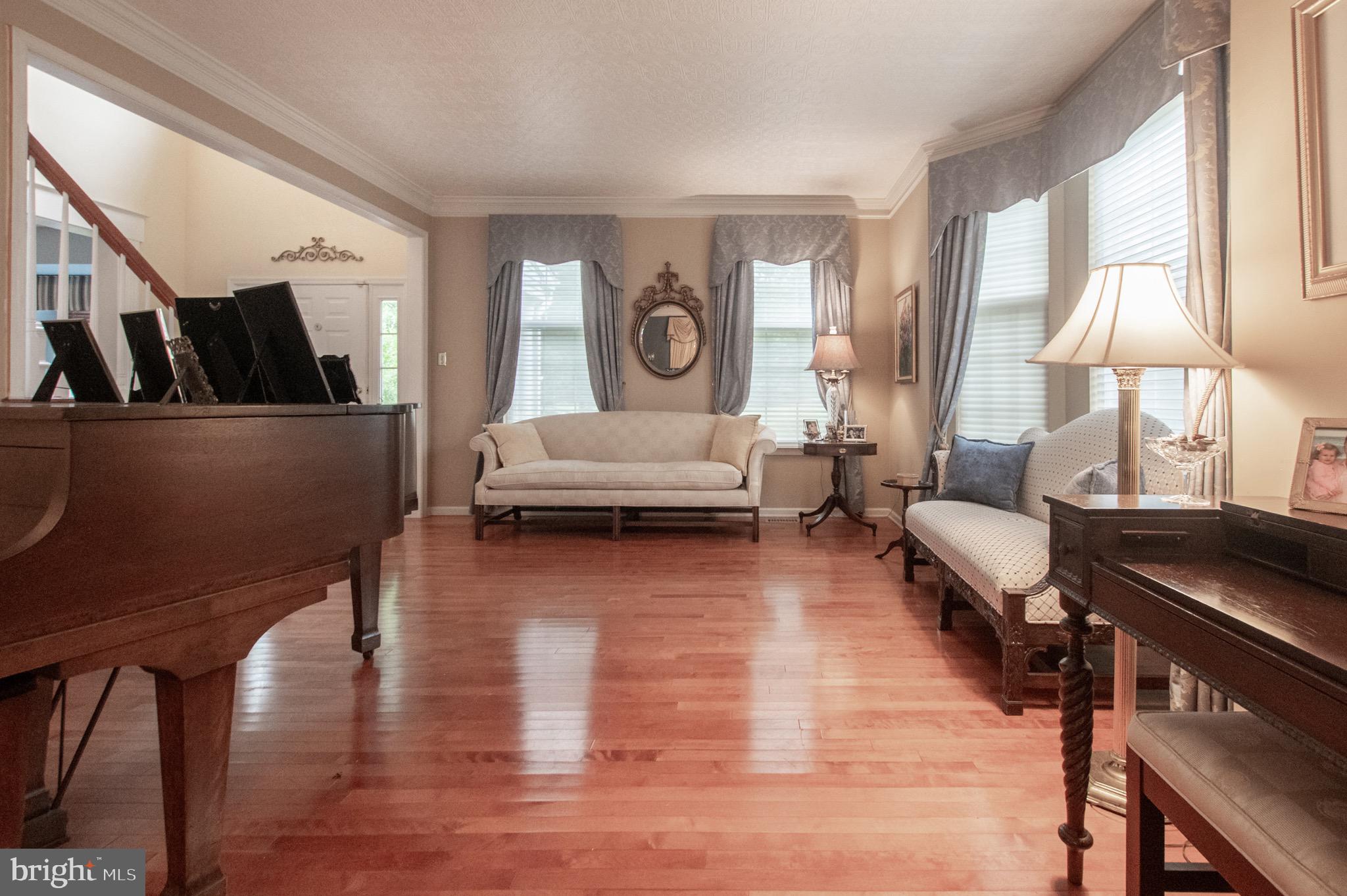 MEADOW RUN - Residential