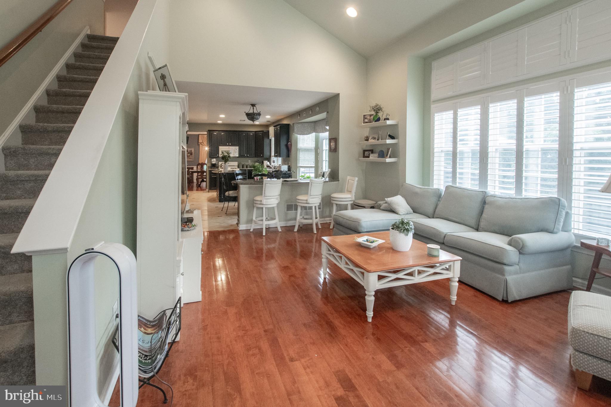 MEADOW RUN - Residential