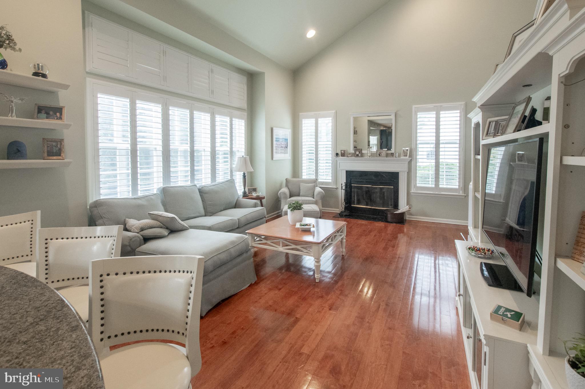 MEADOW RUN - Residential