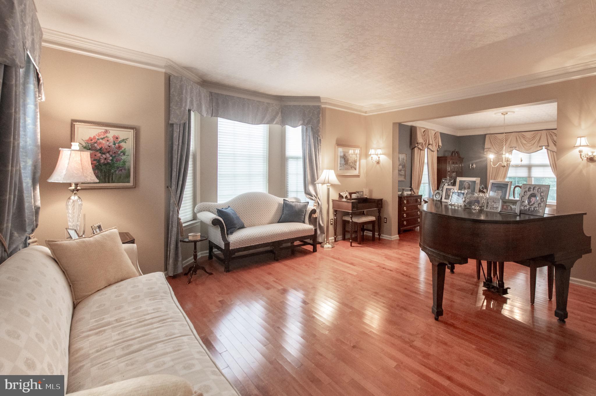 MEADOW RUN - Residential