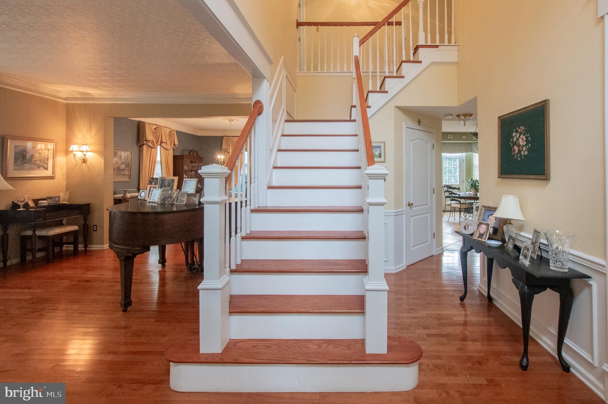 MEADOW RUN - Residential