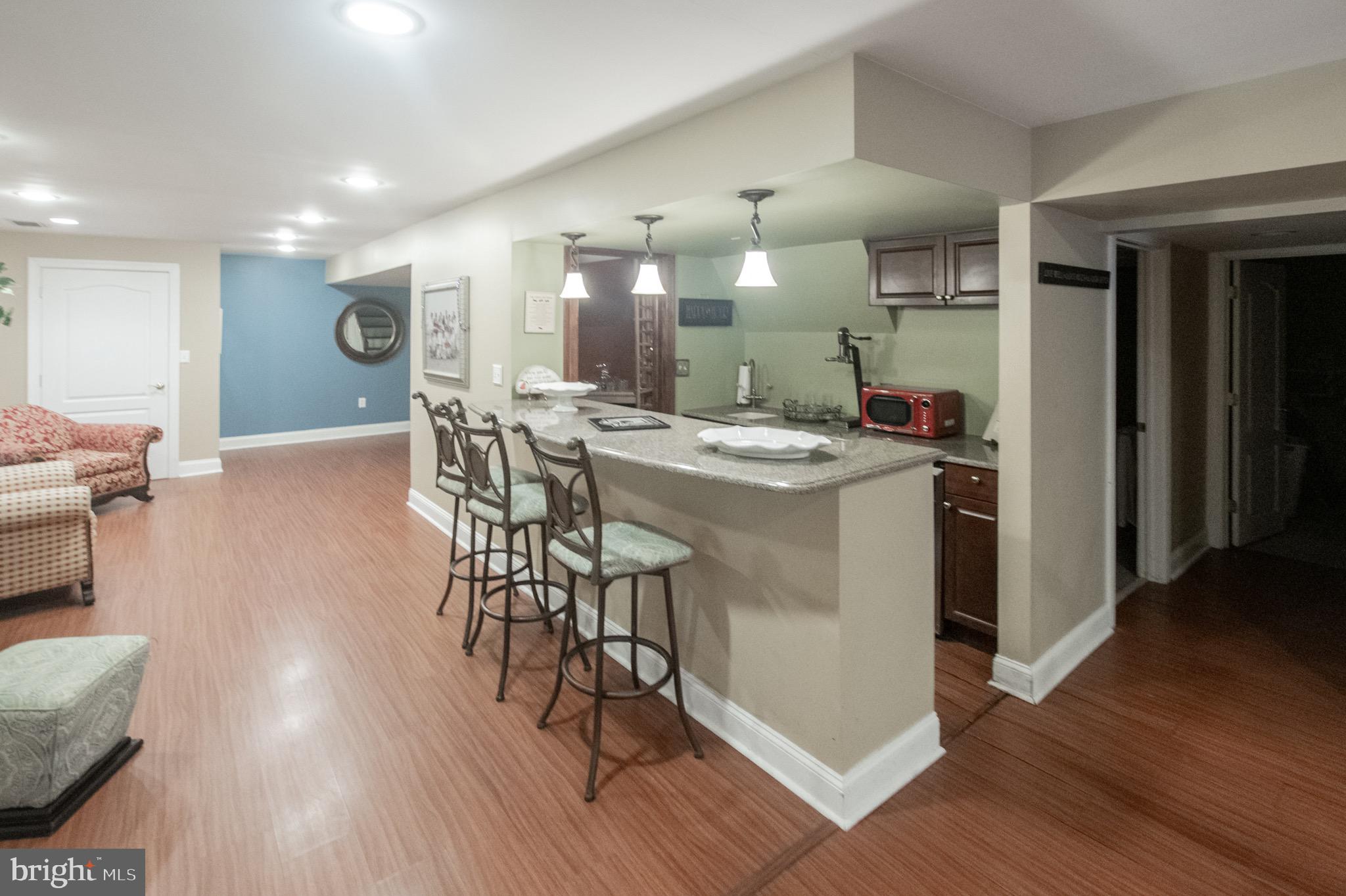 MEADOW RUN - Residential