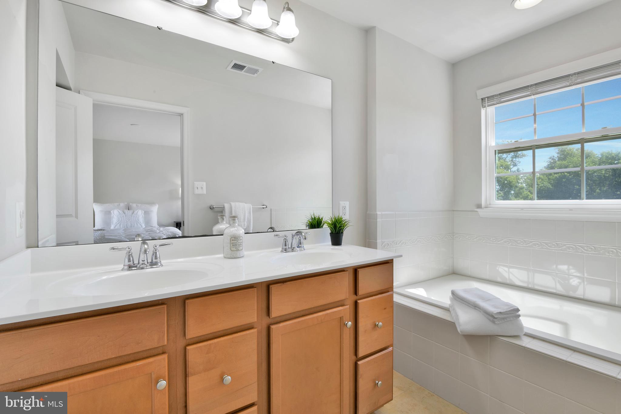 LINTON AT BALLENGER - Residential