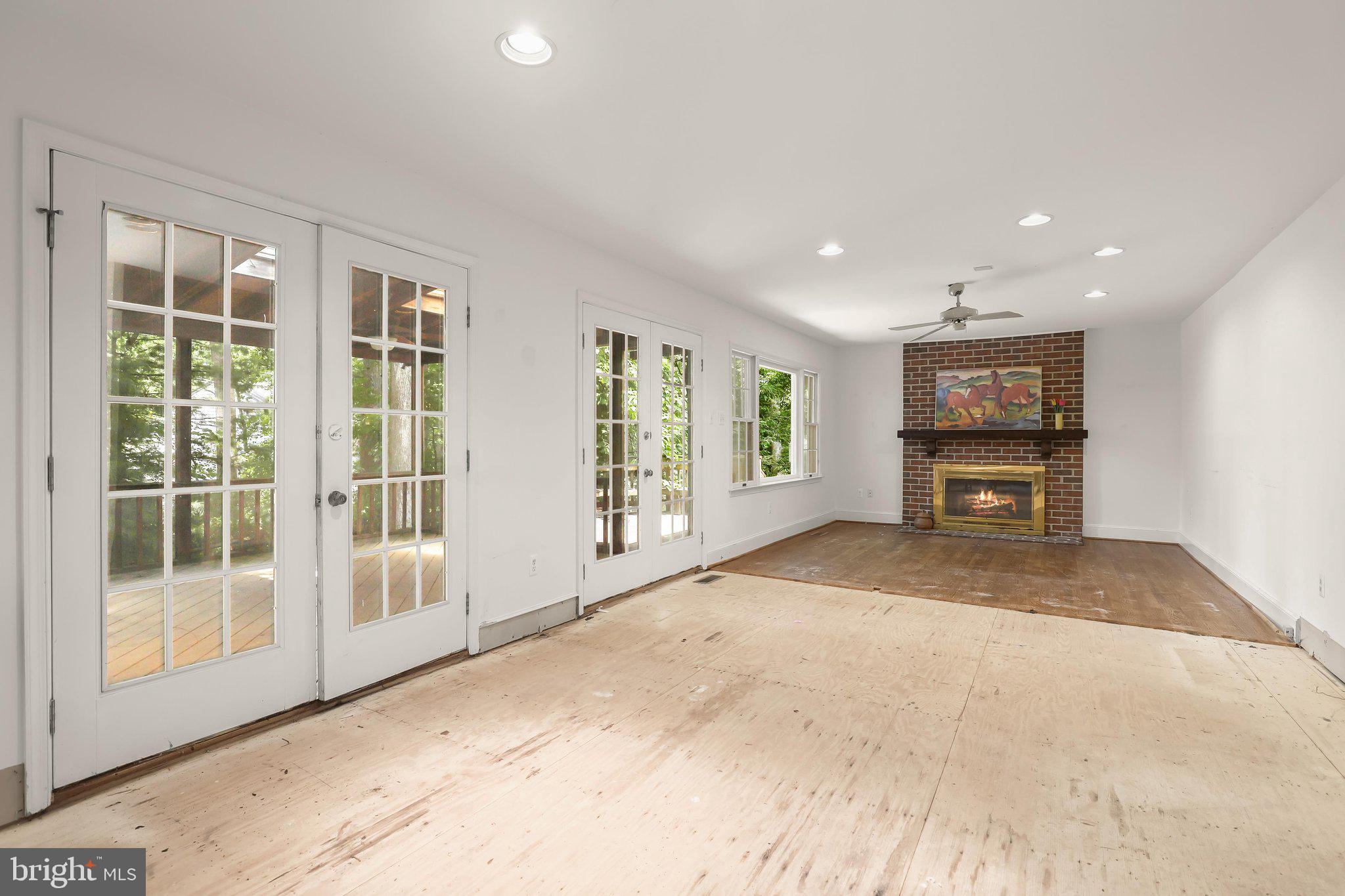 DORSEY HALL - Residential