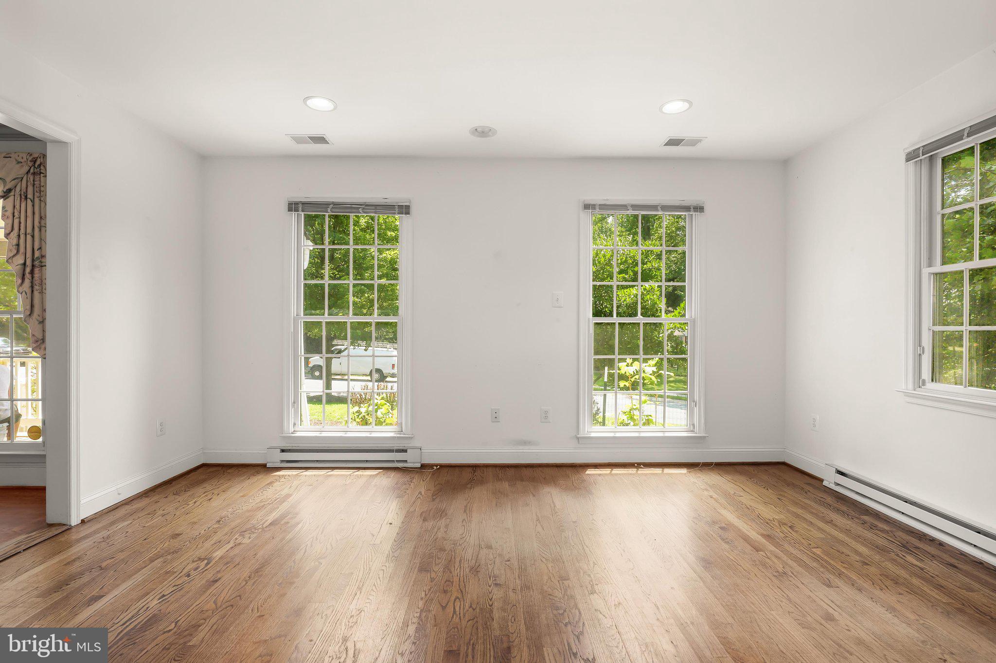 DORSEY HALL - Residential