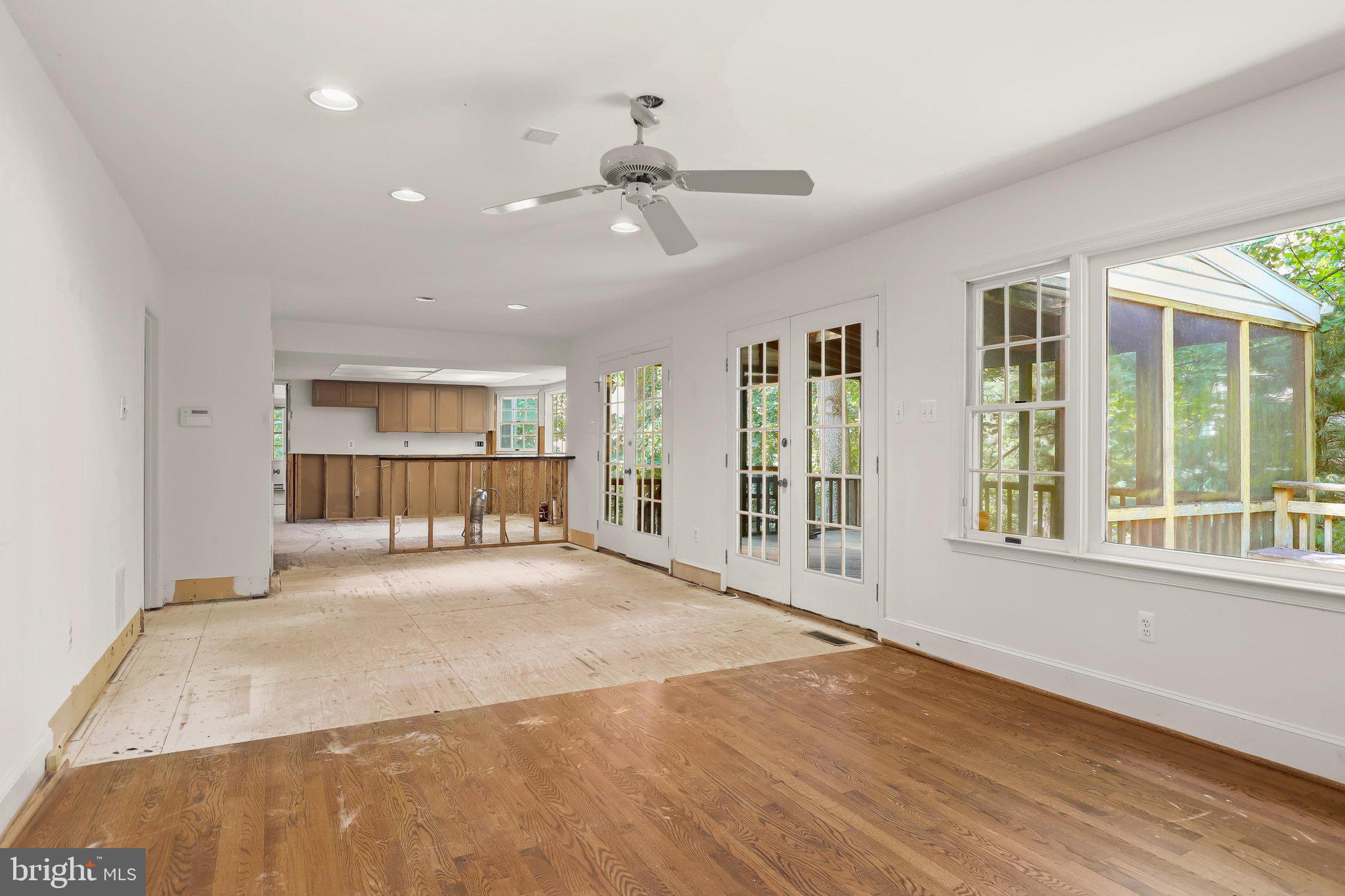 DORSEY HALL - Residential