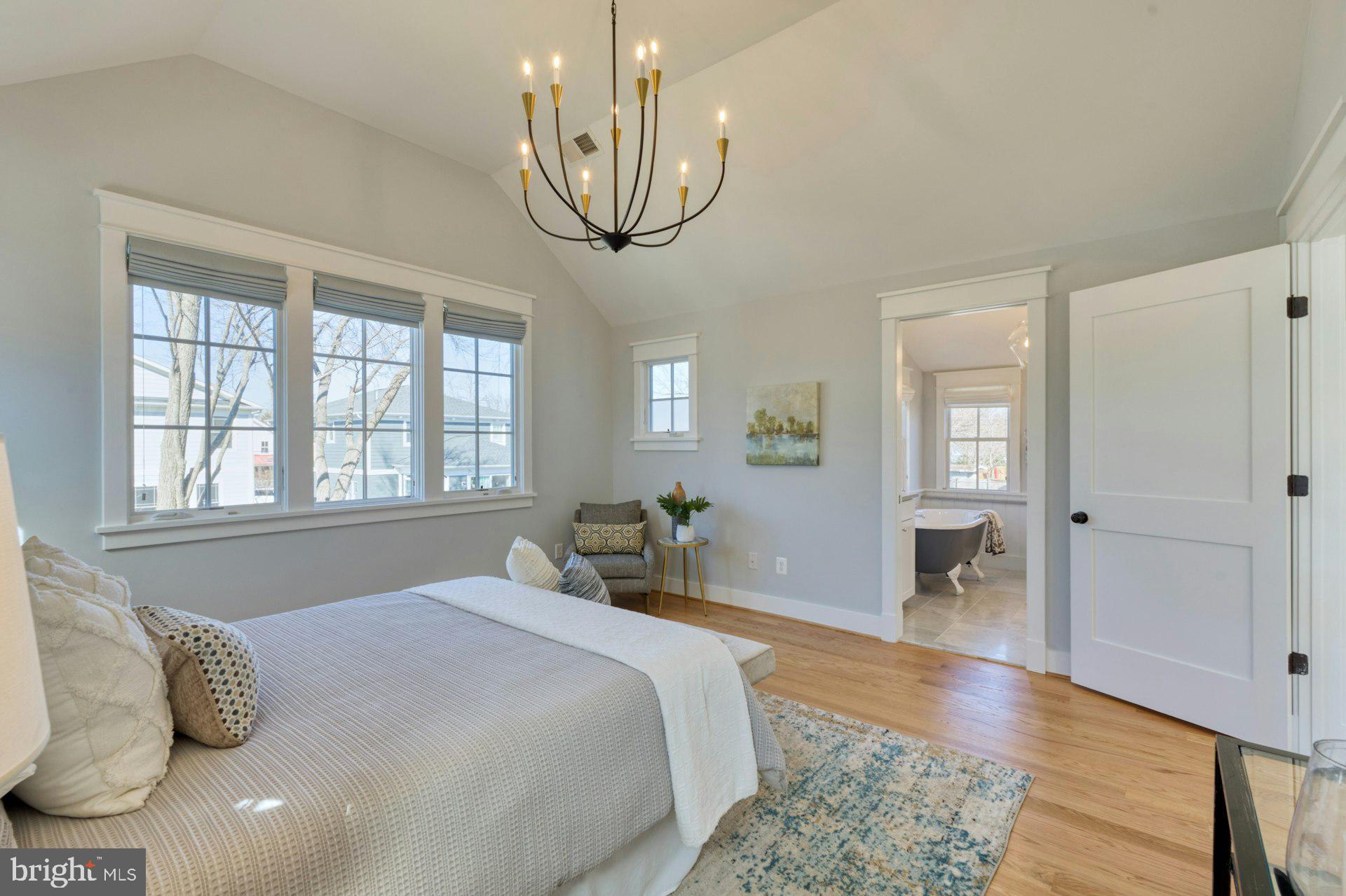 DEL RAY - Residential