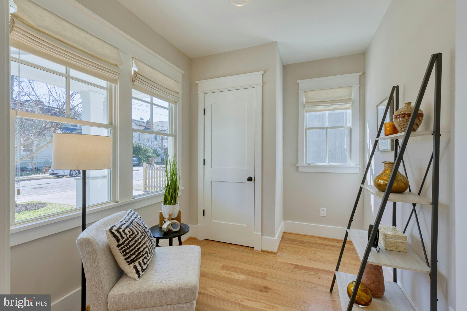 DEL RAY - Residential