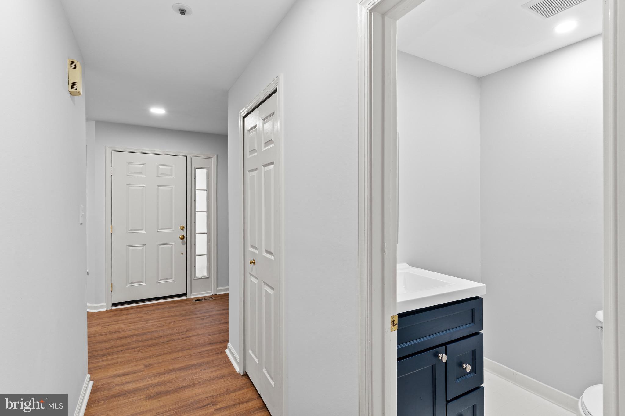 LANDINGS POINT CONDO - Residential