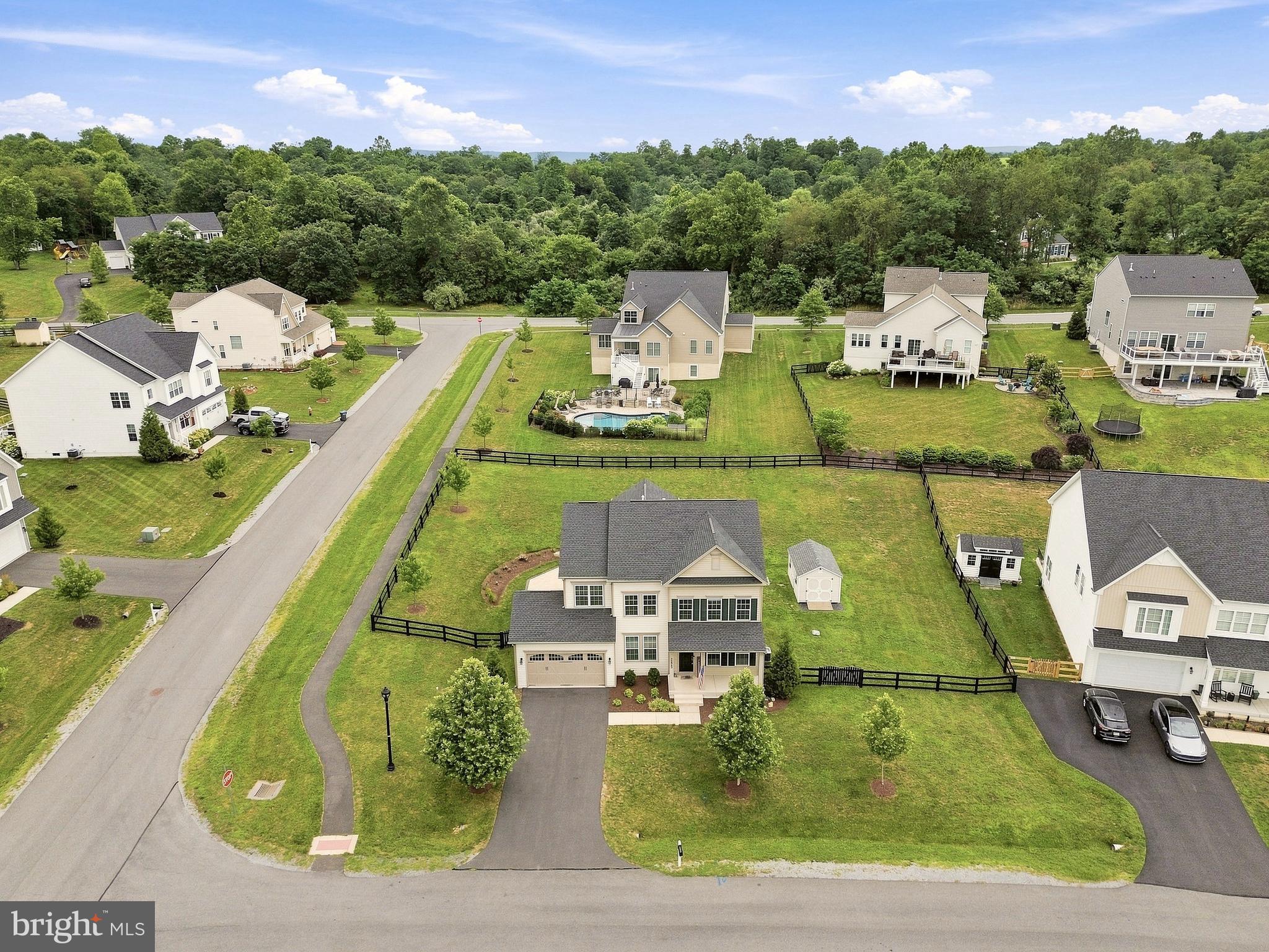 THE BLUFFS AT SLEETER LAKE - Residential