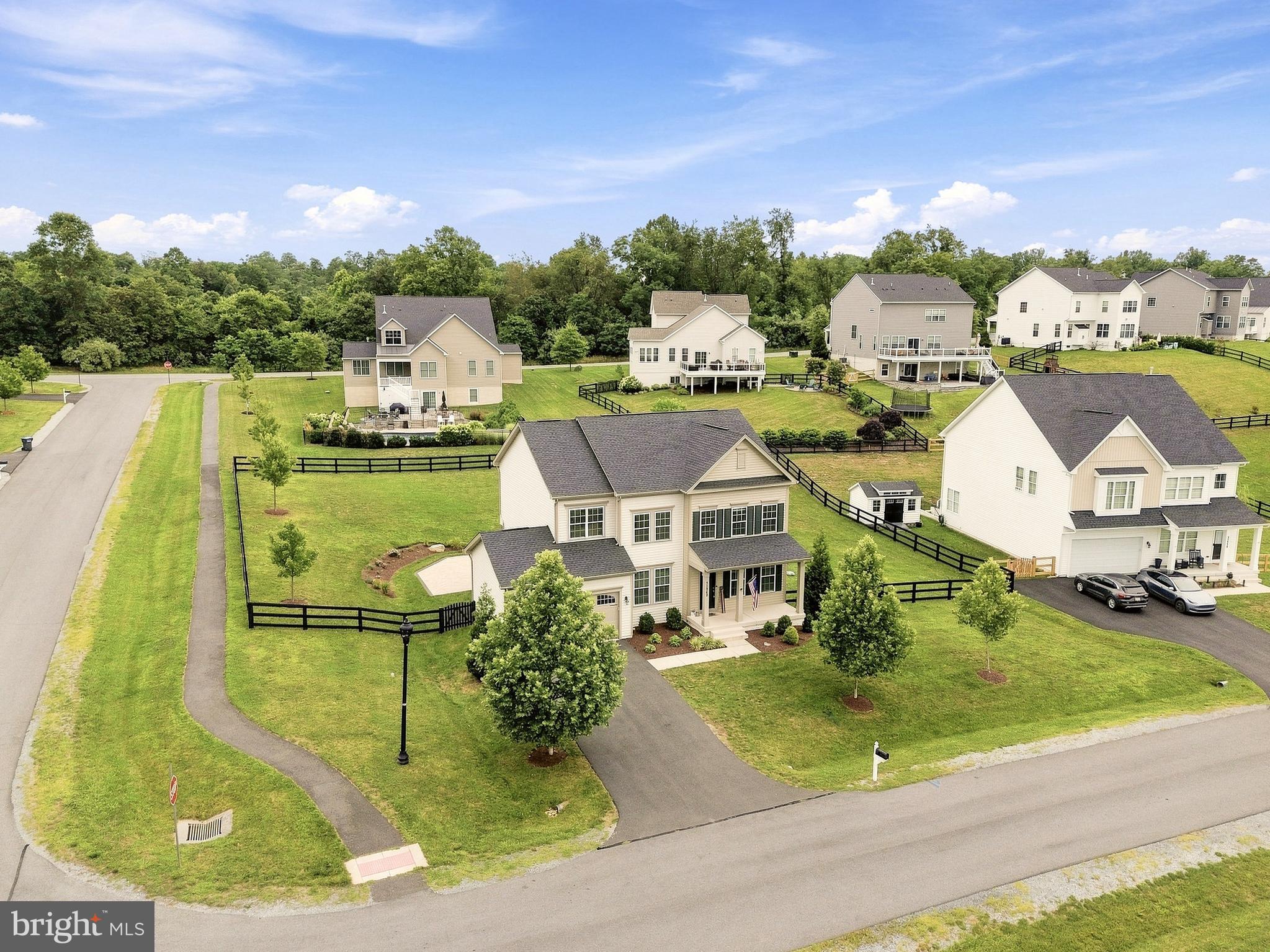 THE BLUFFS AT SLEETER LAKE - Residential