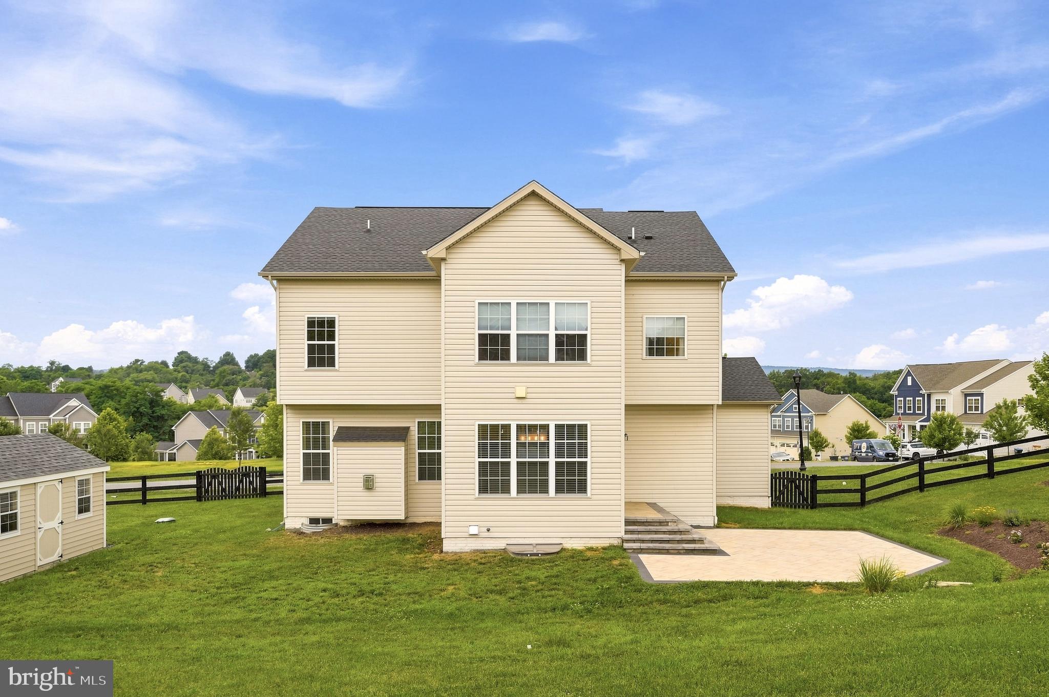 THE BLUFFS AT SLEETER LAKE - Residential