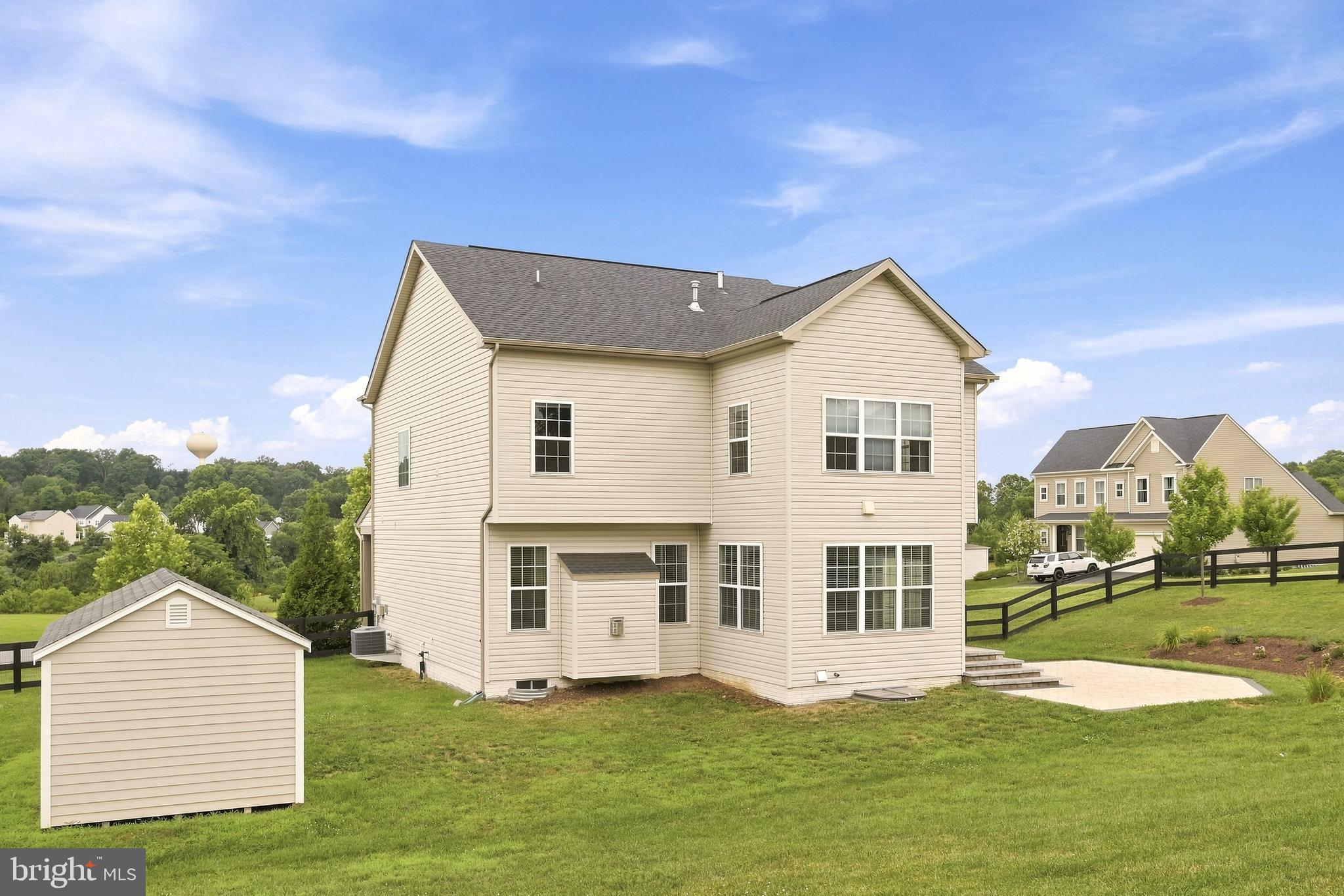 THE BLUFFS AT SLEETER LAKE - Residential
