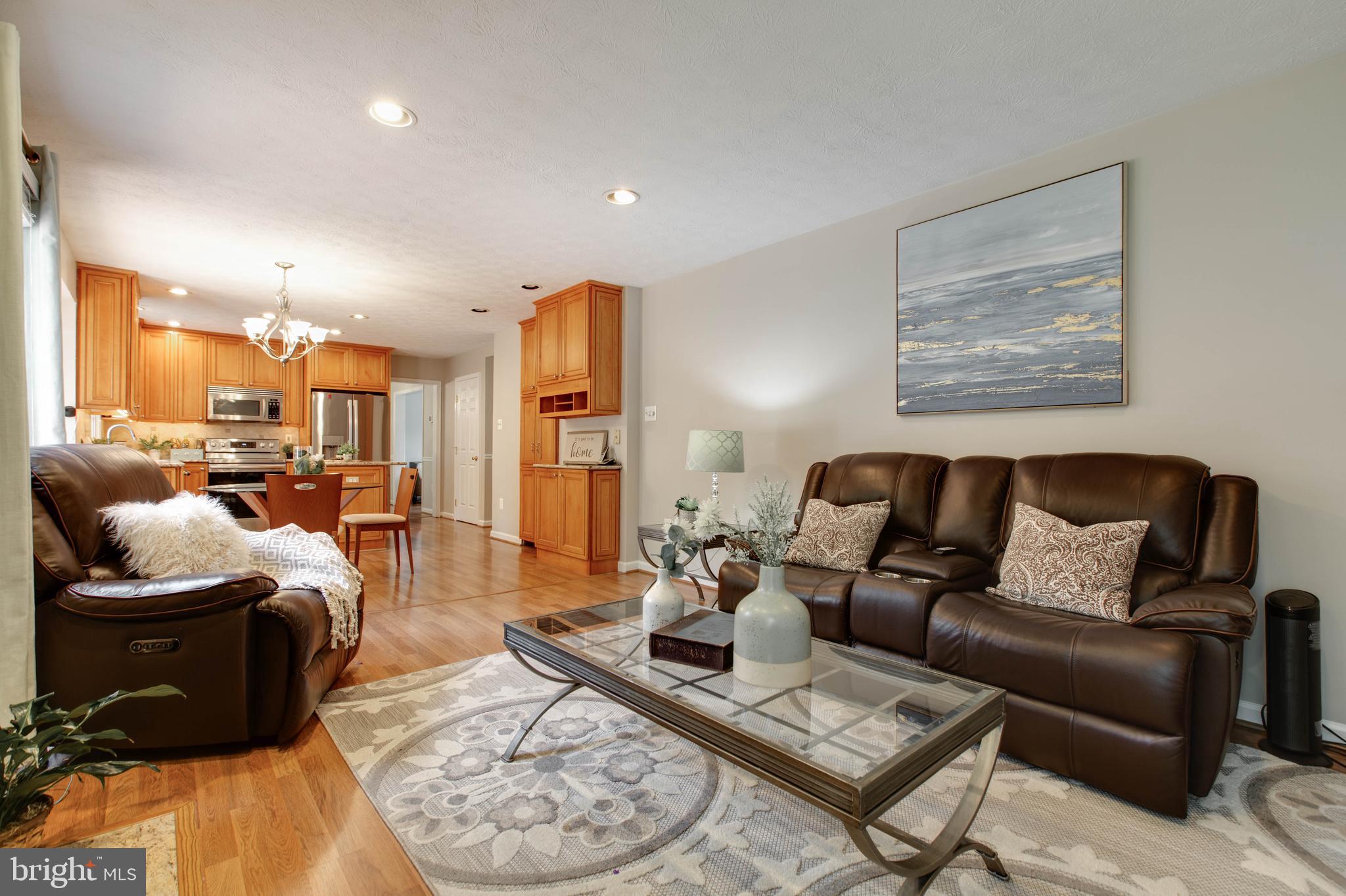 SHEPHERDS GLEN - Residential