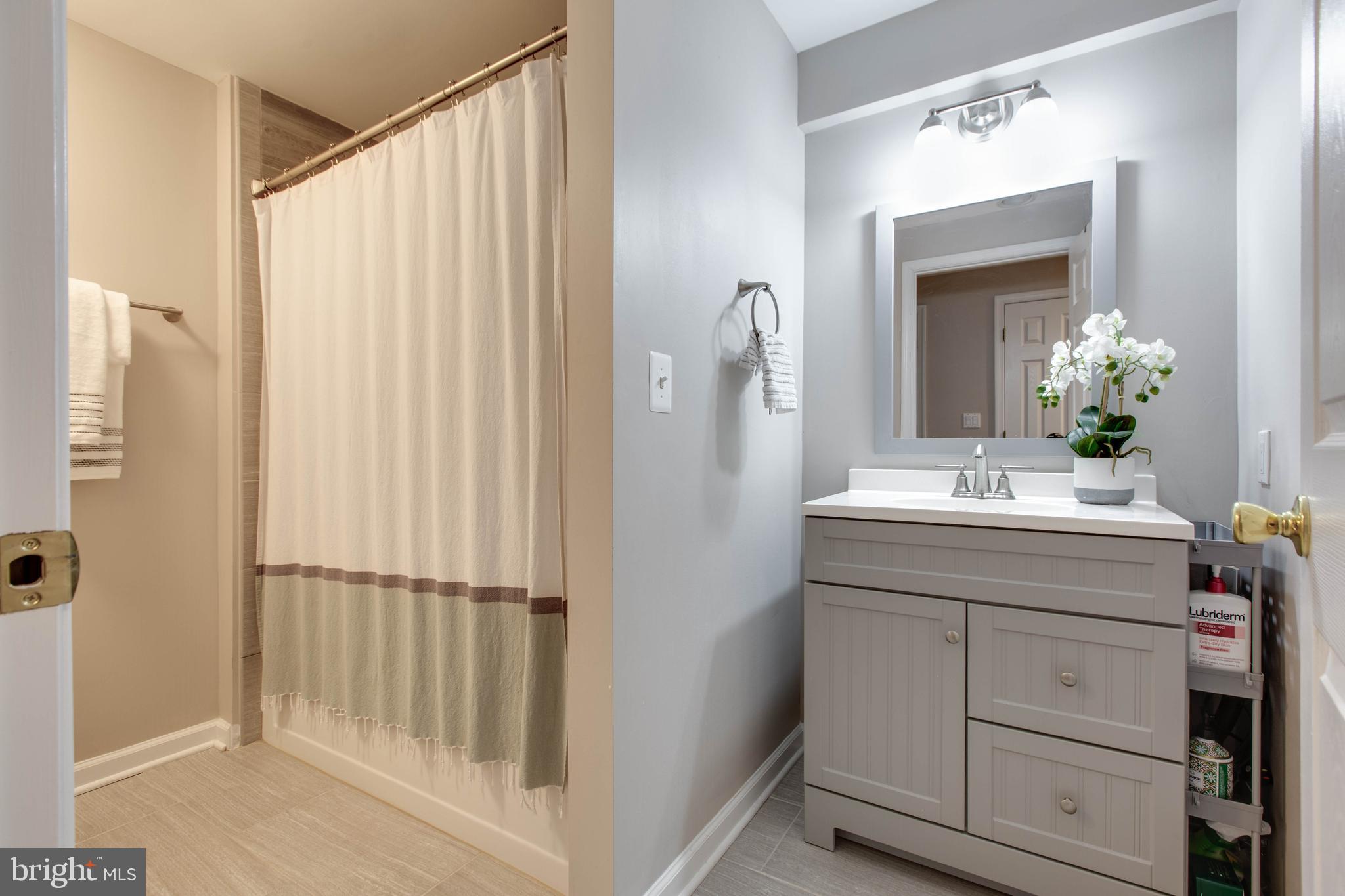 SHEPHERDS GLEN - Residential