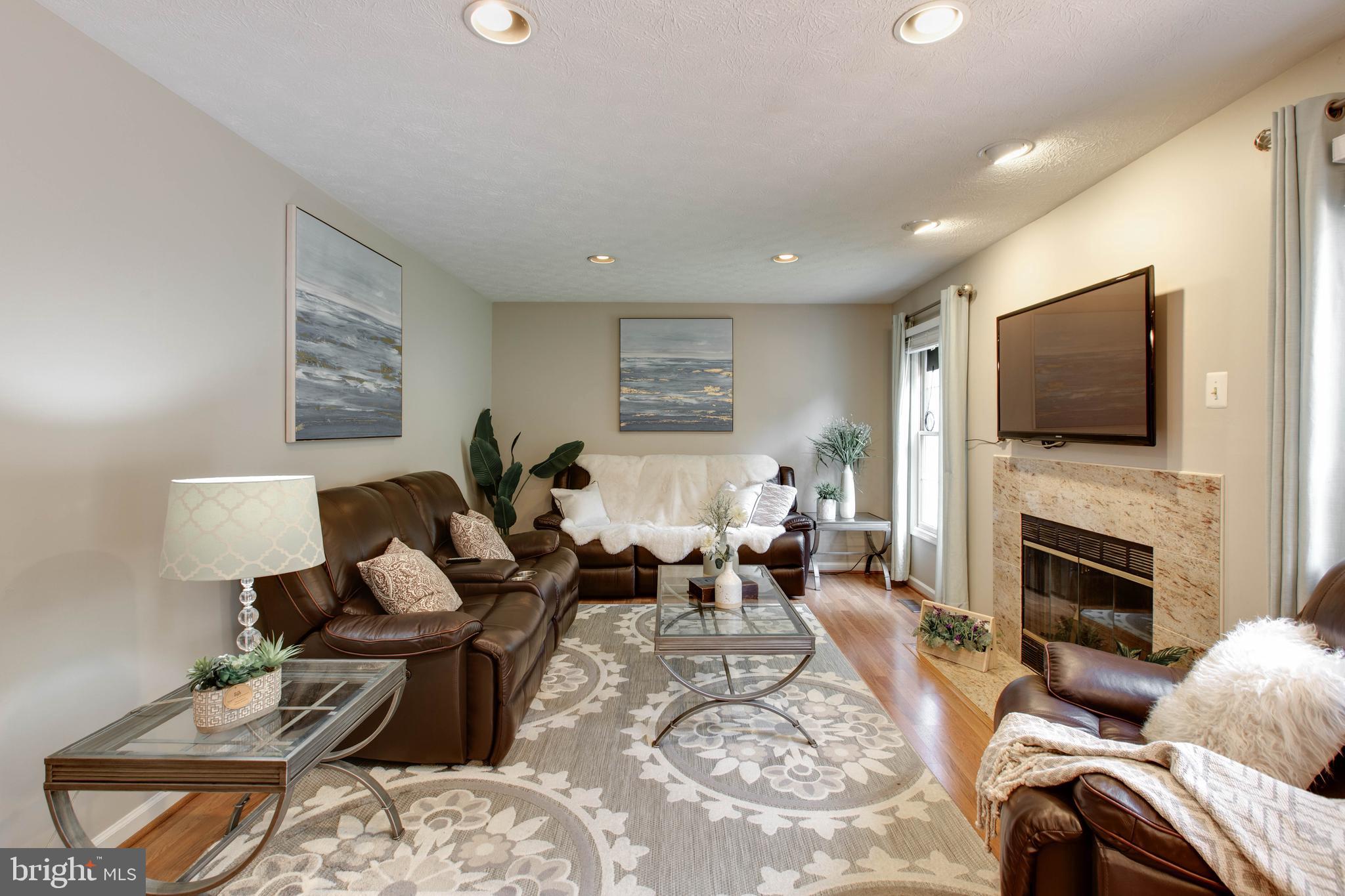 SHEPHERDS GLEN - Residential
