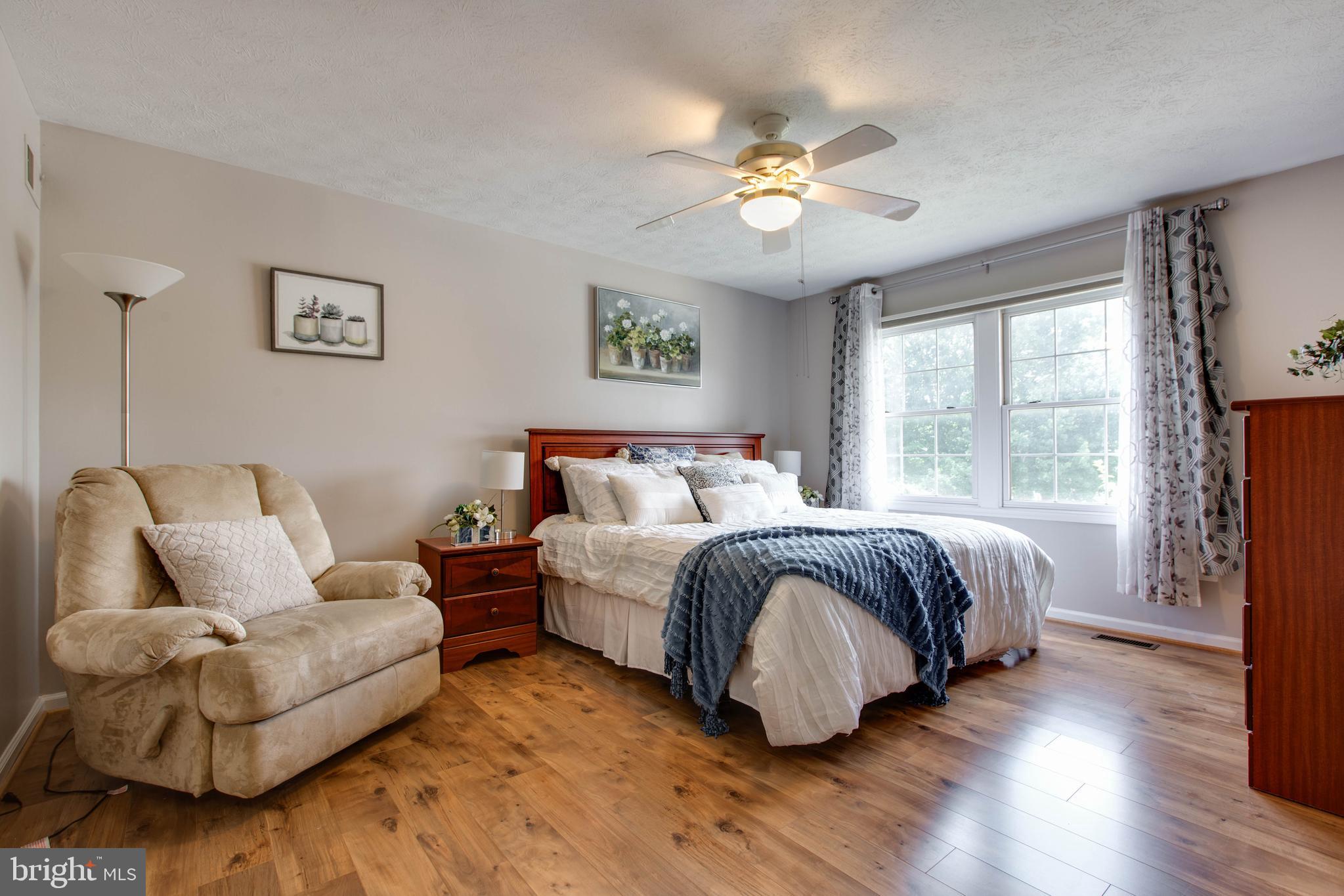 SHEPHERDS GLEN - Residential