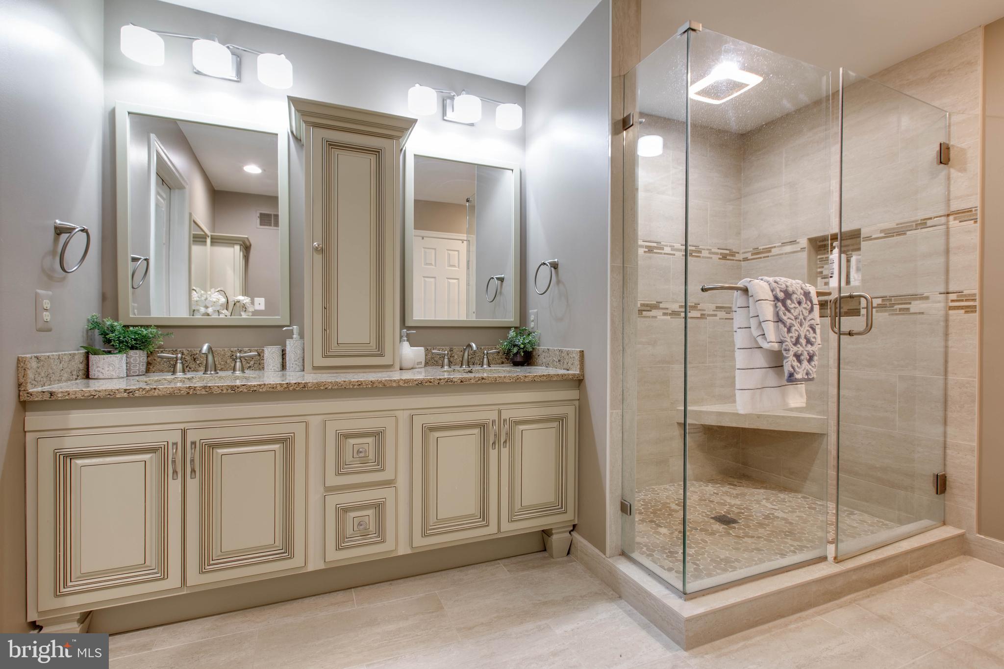 SHEPHERDS GLEN - Residential