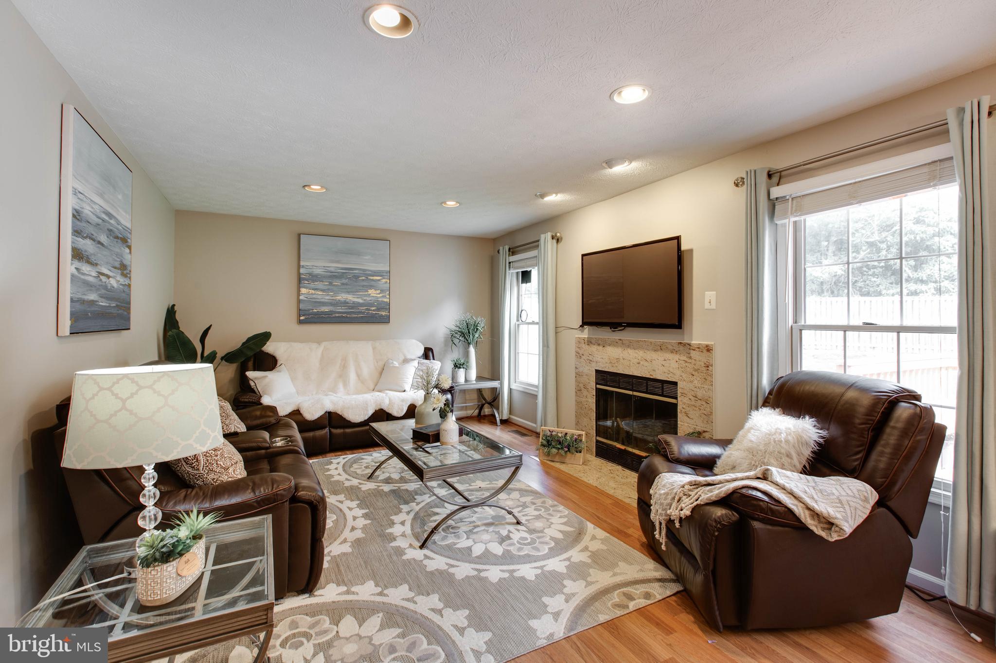 SHEPHERDS GLEN - Residential