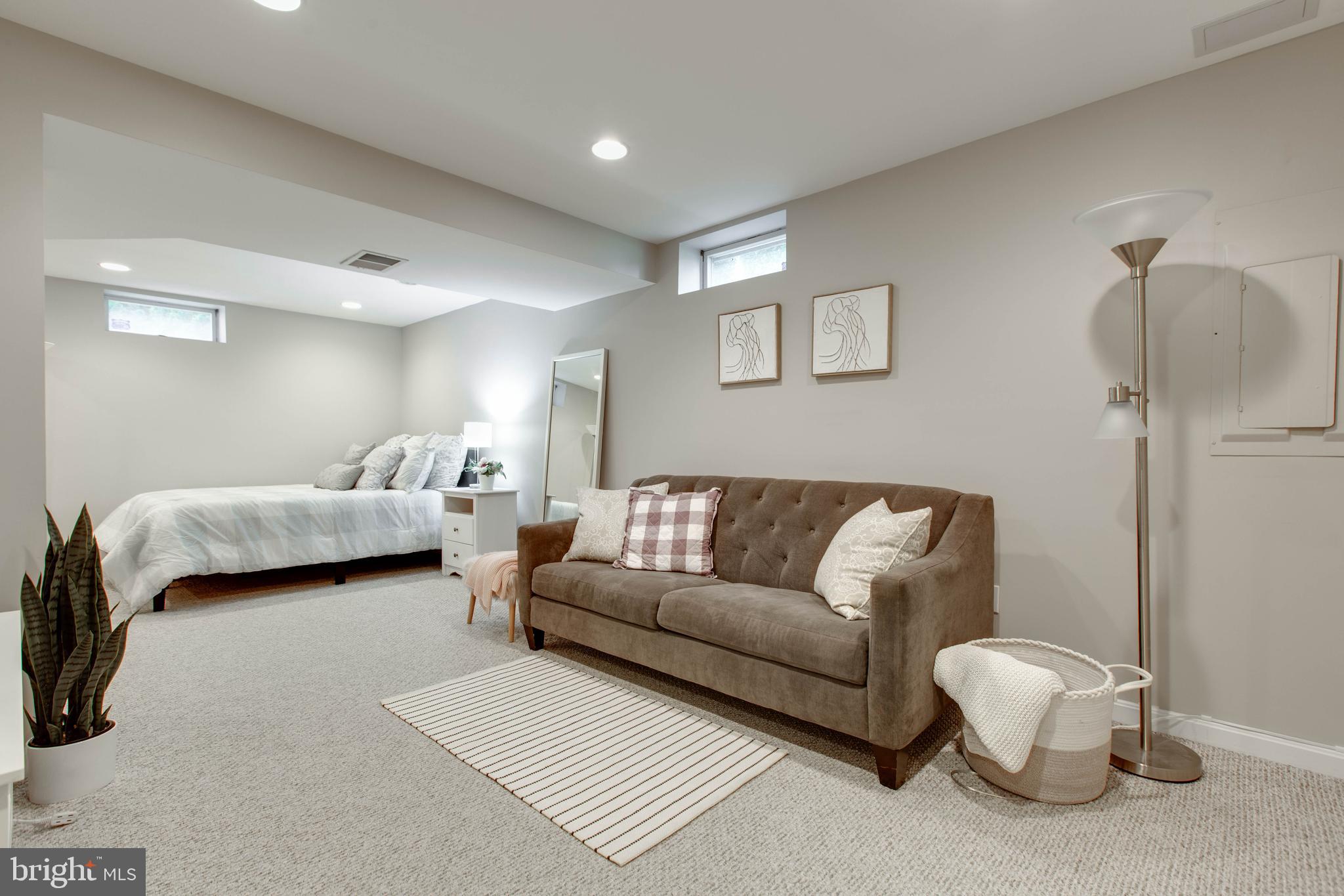 SHEPHERDS GLEN - Residential