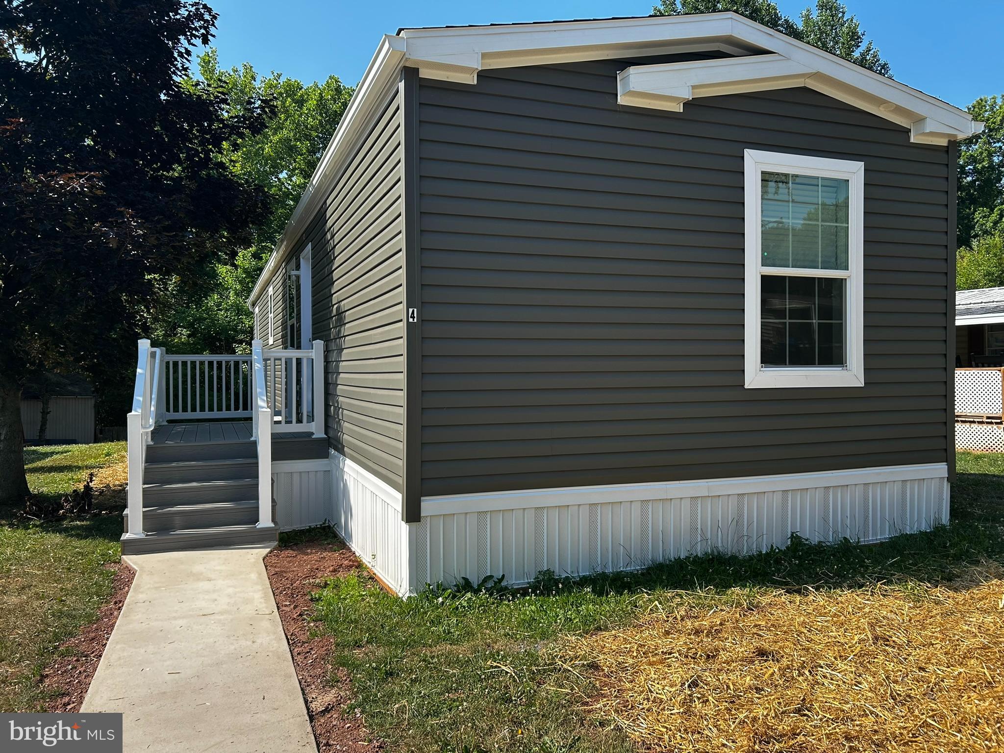 BROOKSIDE MOBILE HOME PK - Residential