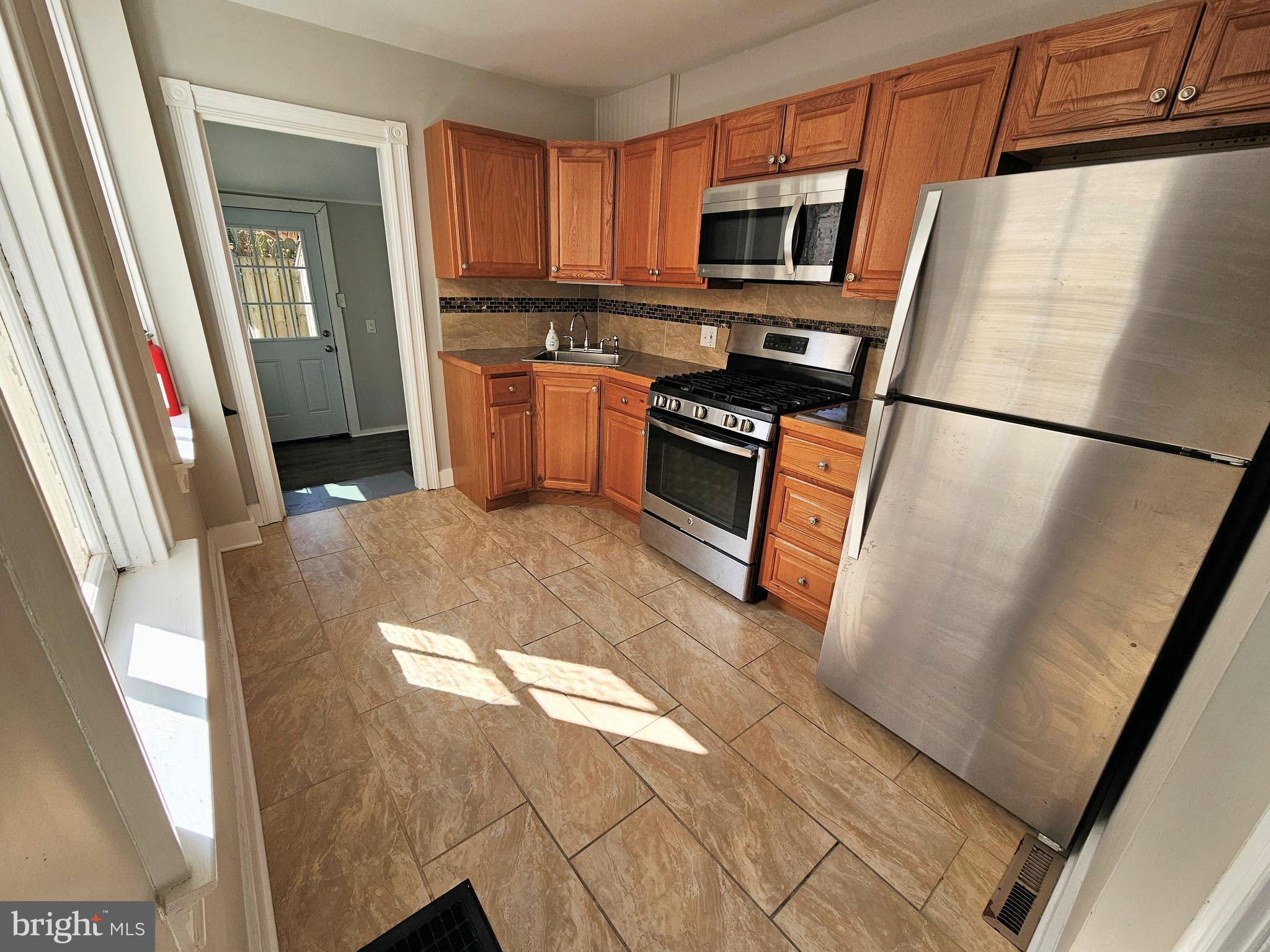 CHESTNUT HILL - Residential