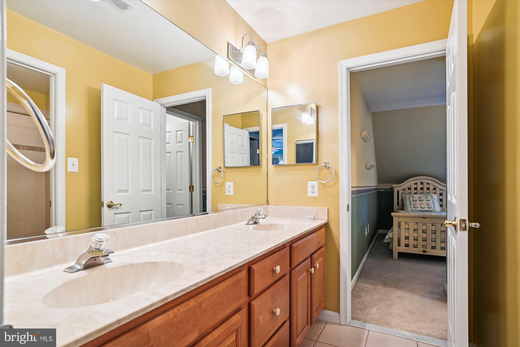 DAVIDSONVILLE - Residential